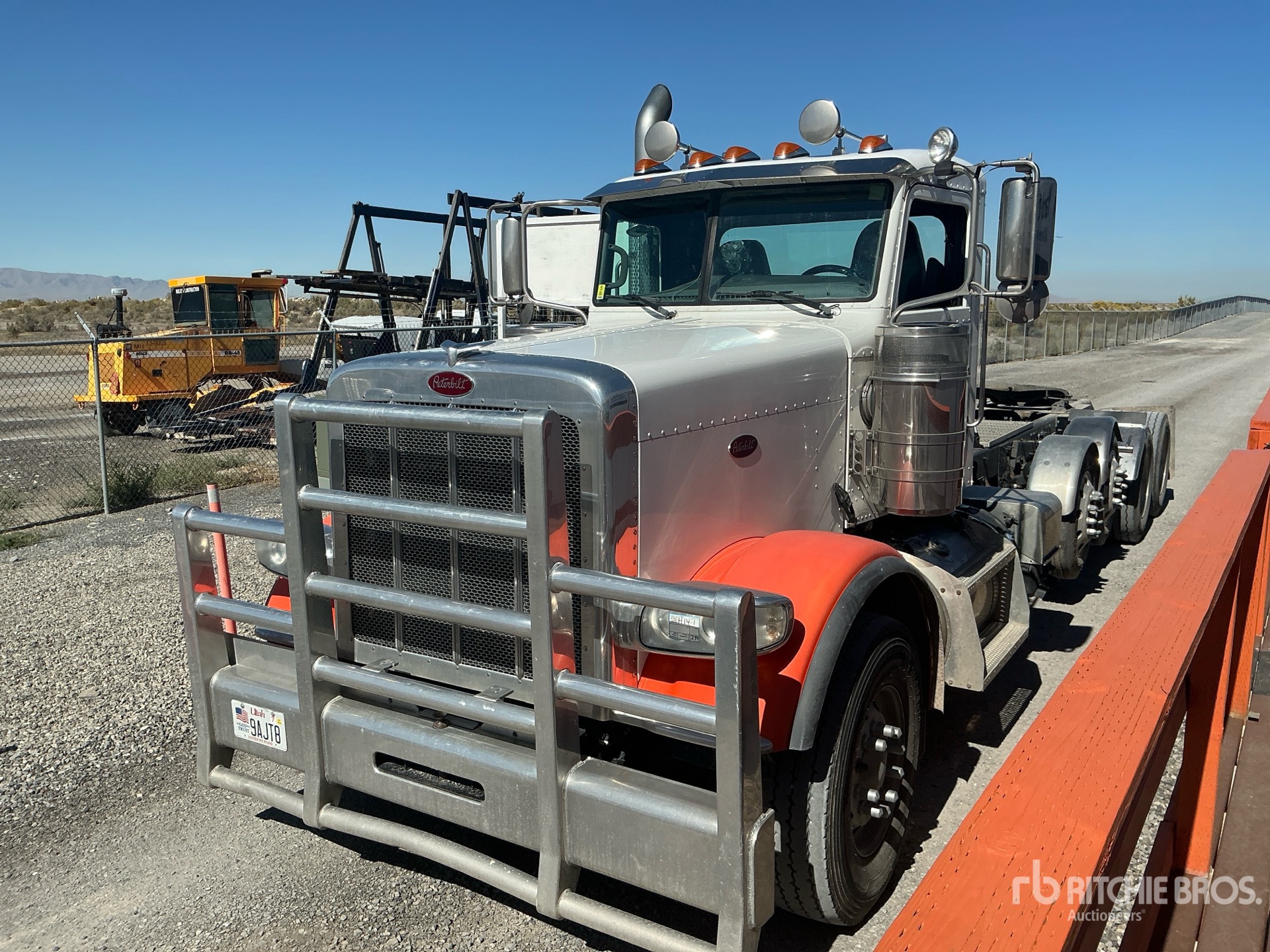 2020 Peterbilt 389