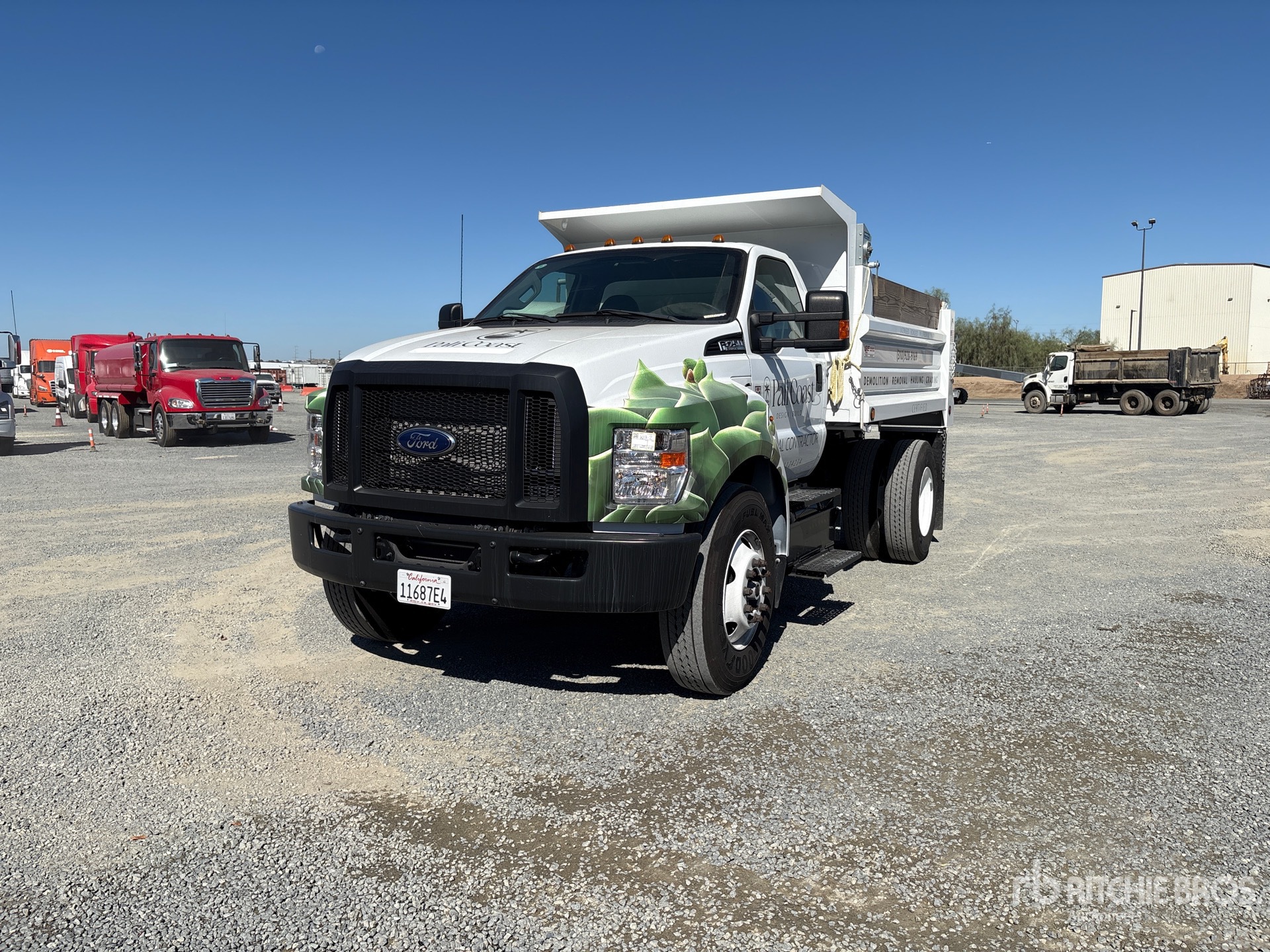 2025 Ford F-750