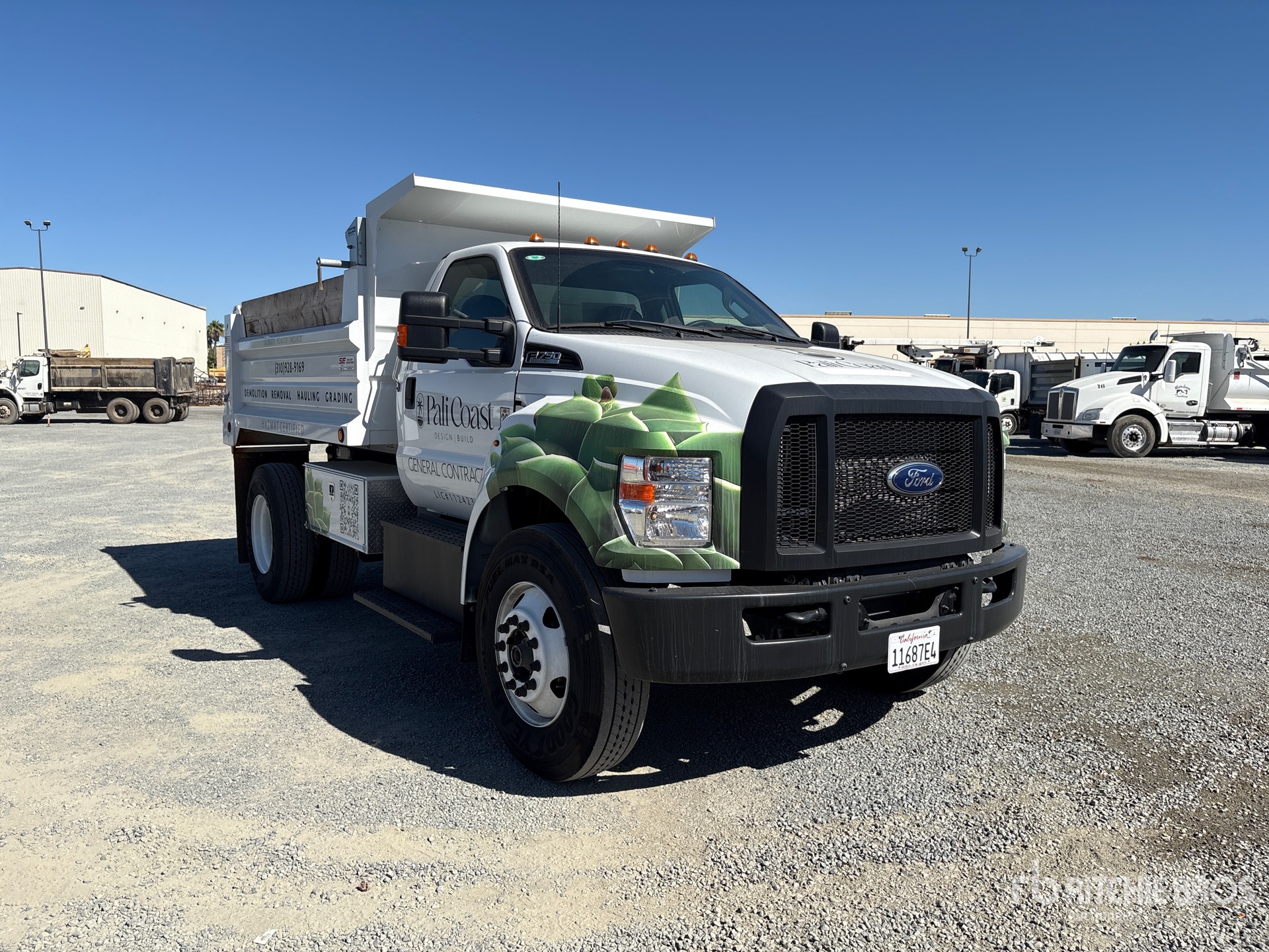 2025 Ford F-750
