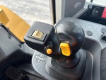 Control Station with Auxiliary Hydraulic Control
