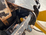 Chassis with Quick Coupler to Arms Pins