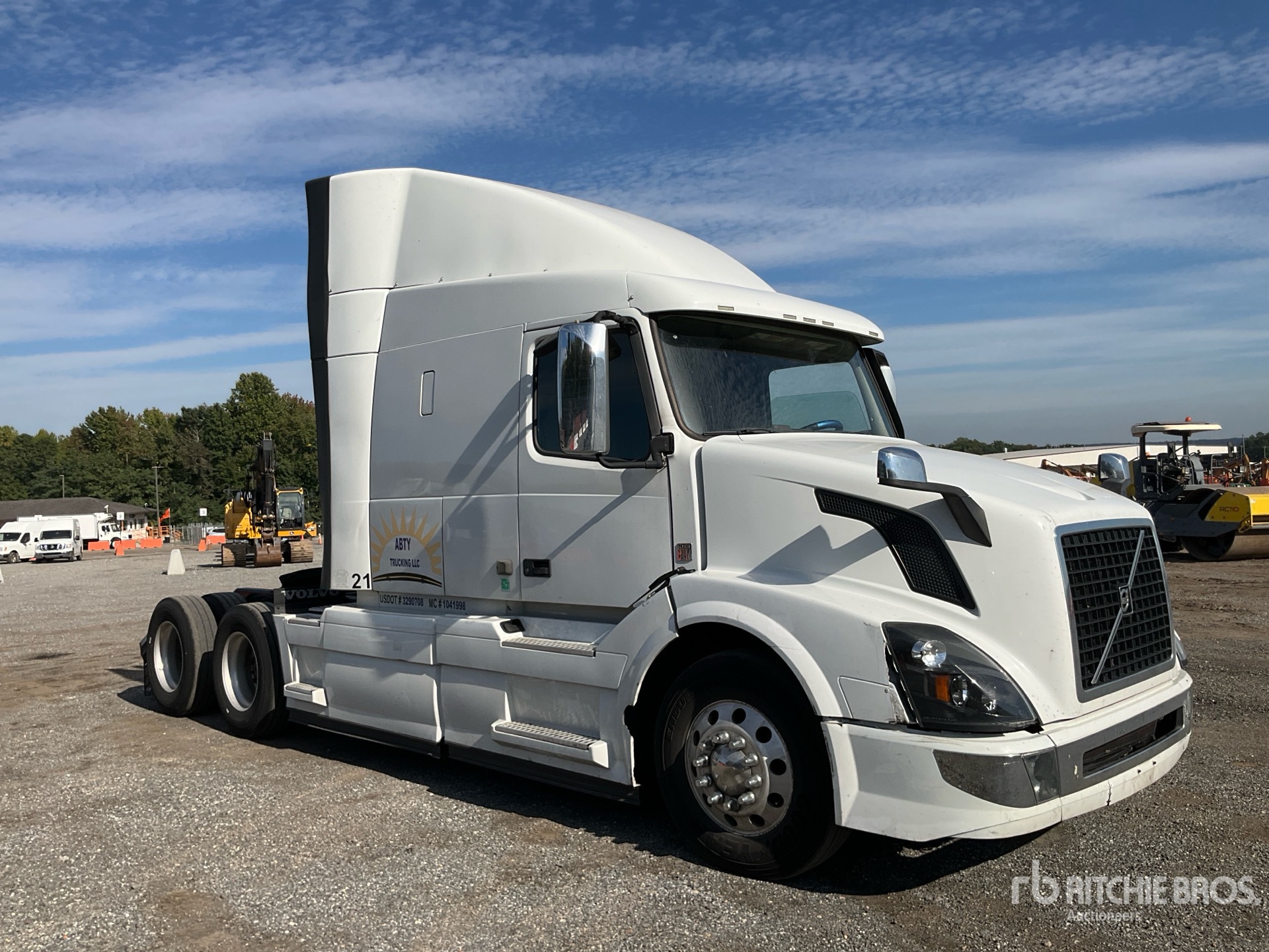 2017 Volvo VNL