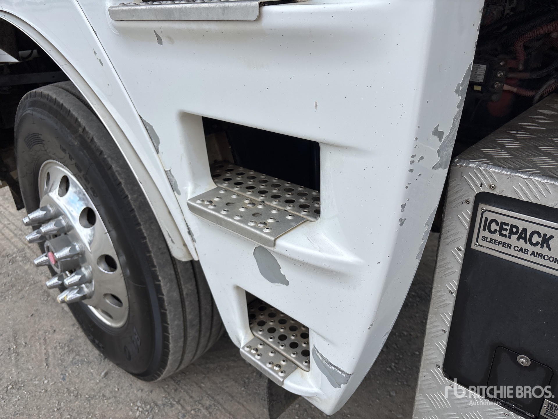 2012 Freightliner Argosy