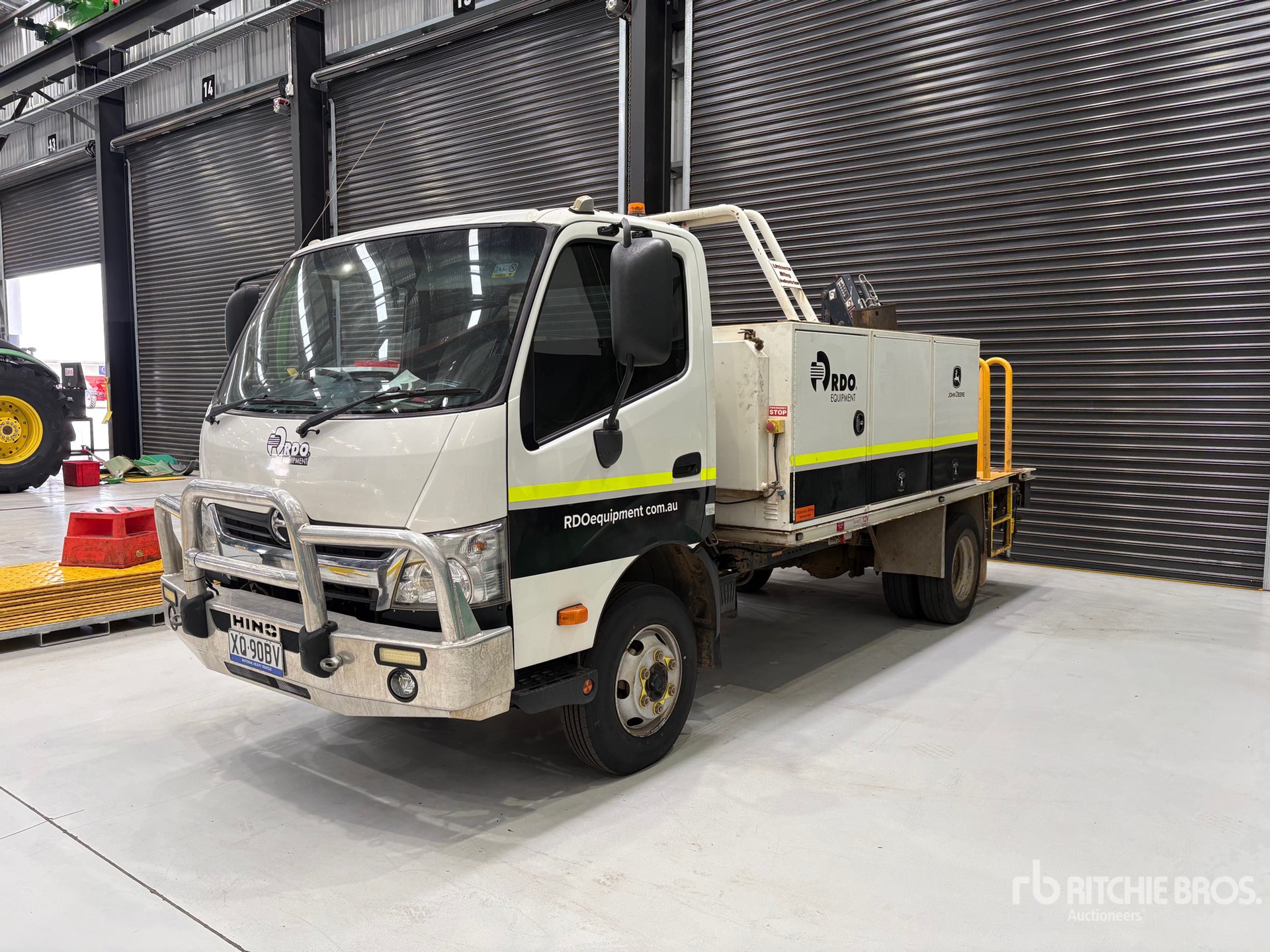 2019 Hino 300
