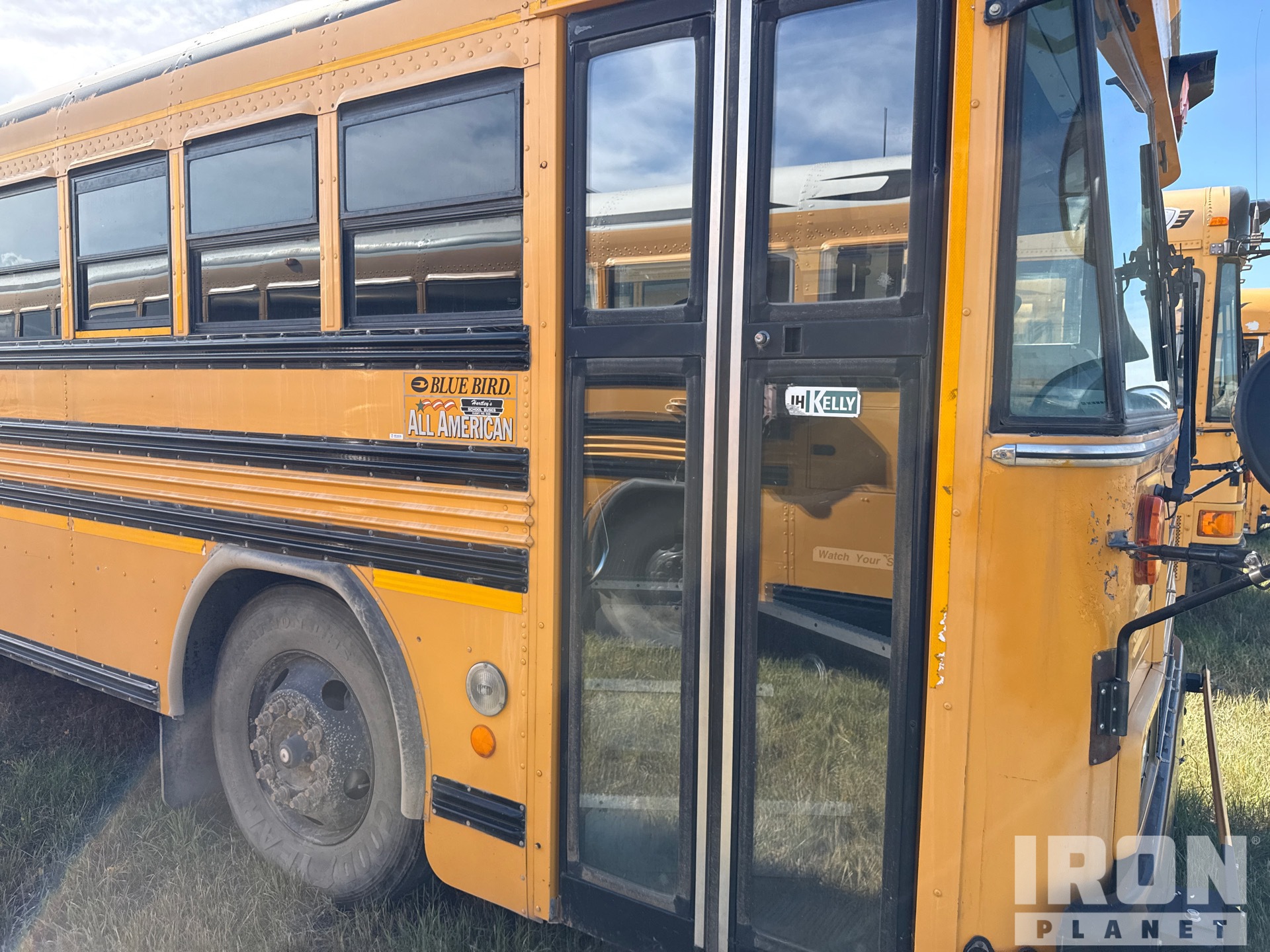 2009 Bluebird 4X2 44-SEAT SCHOOL