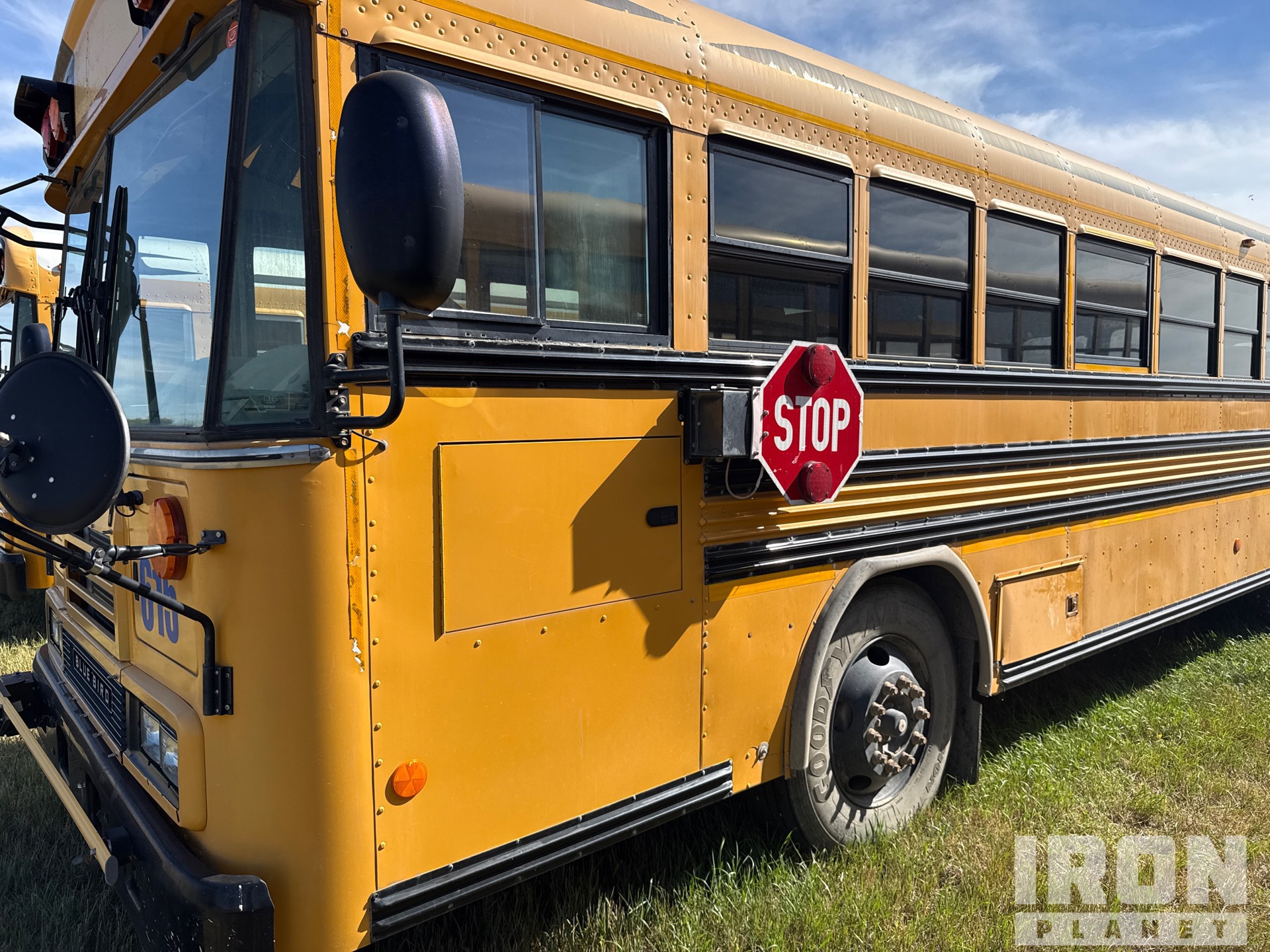 2009 Bluebird 4X2 44-SEAT SCHOOL