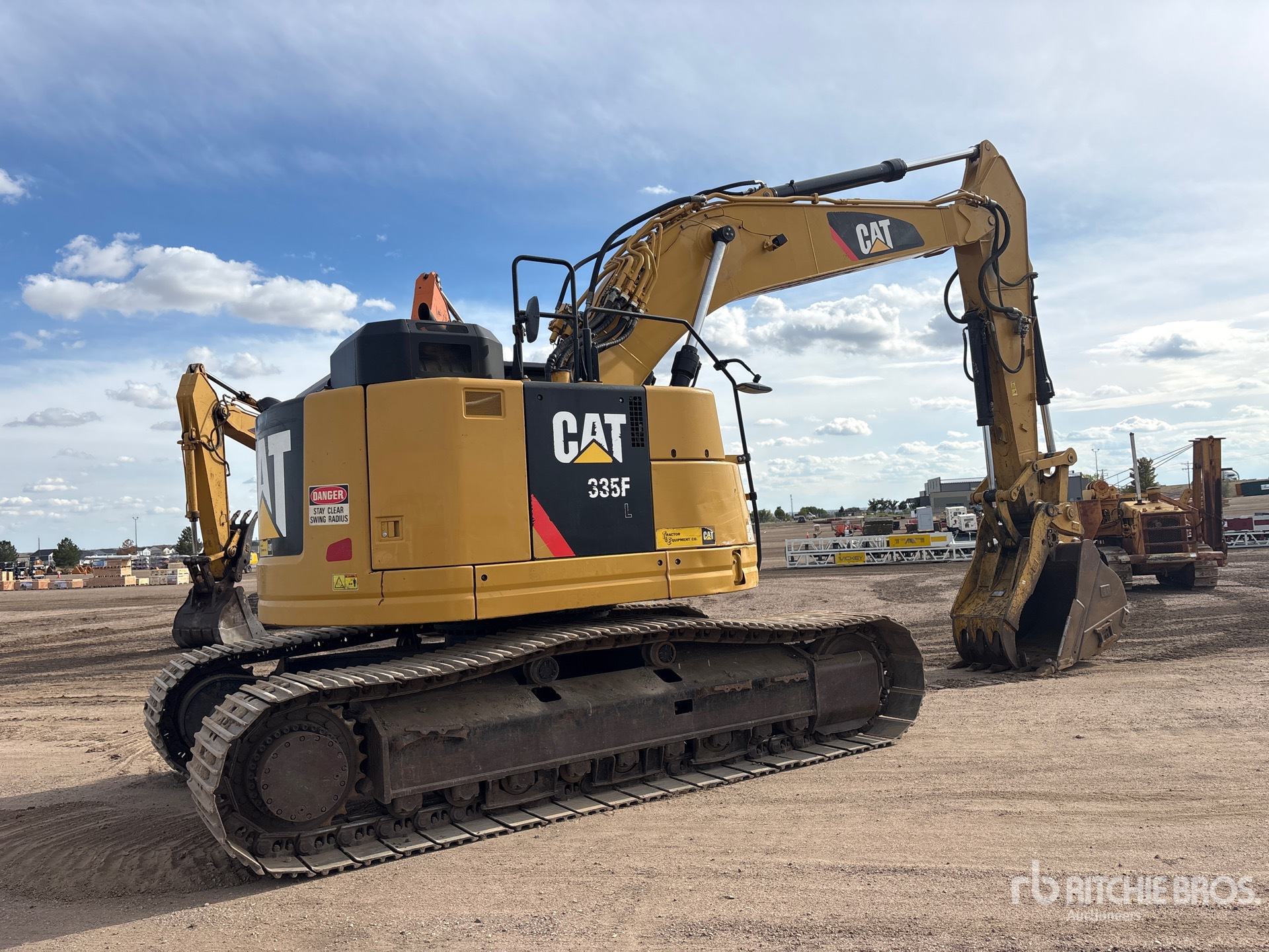2016 Caterpillar 335F L CR