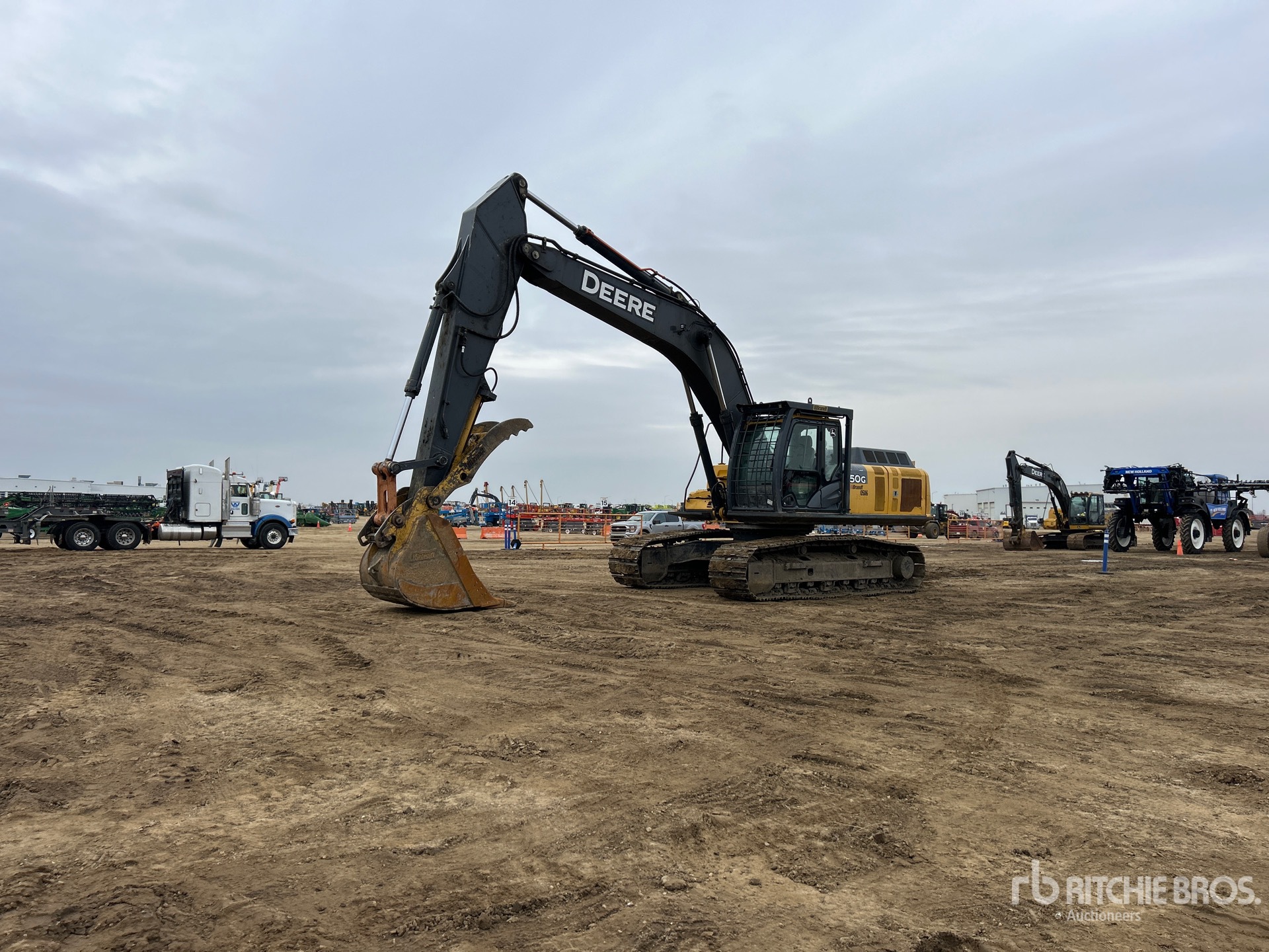 2013 John Deere 350G LC