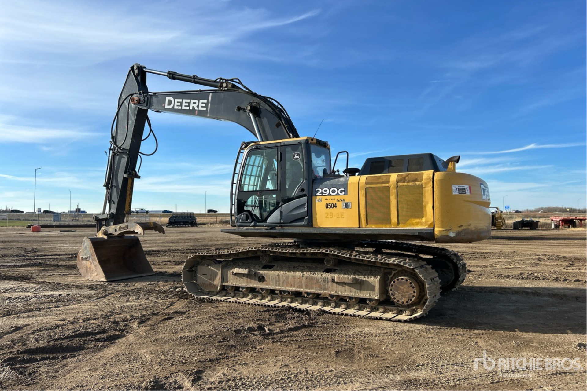 2011 John Deere 290GLC