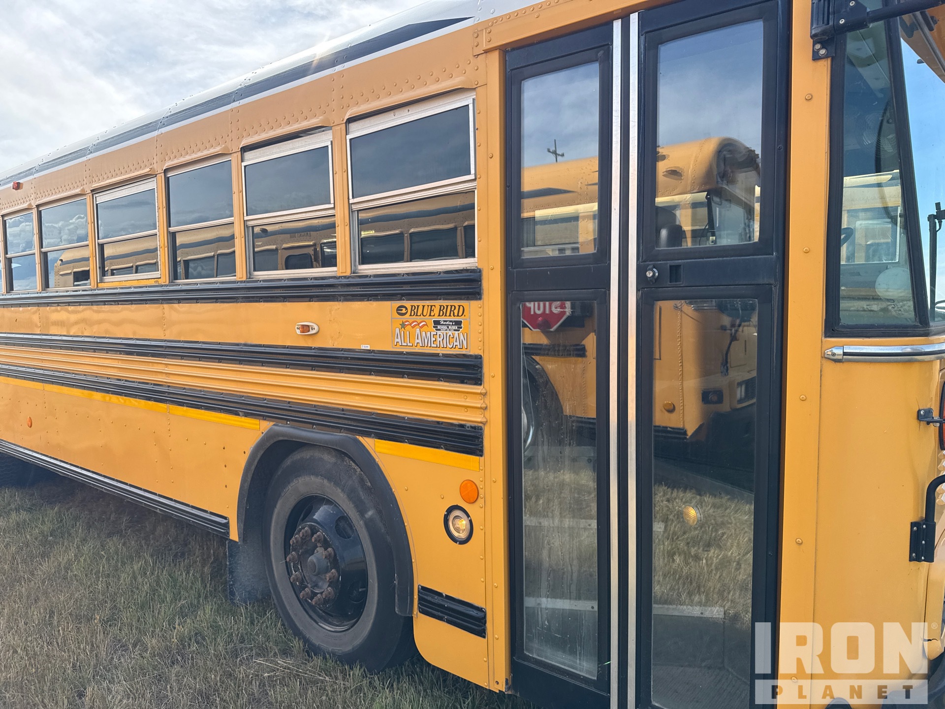 2009 Bluebird 4X2 48-SEAT SCHOOL