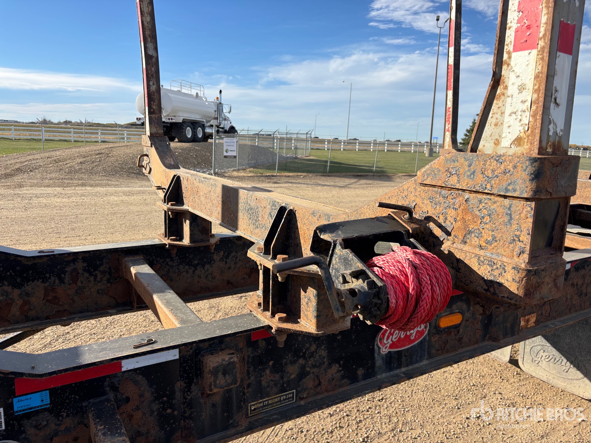2020 Gerrys 35 ft Tri/A Super B-Train Lead  ...