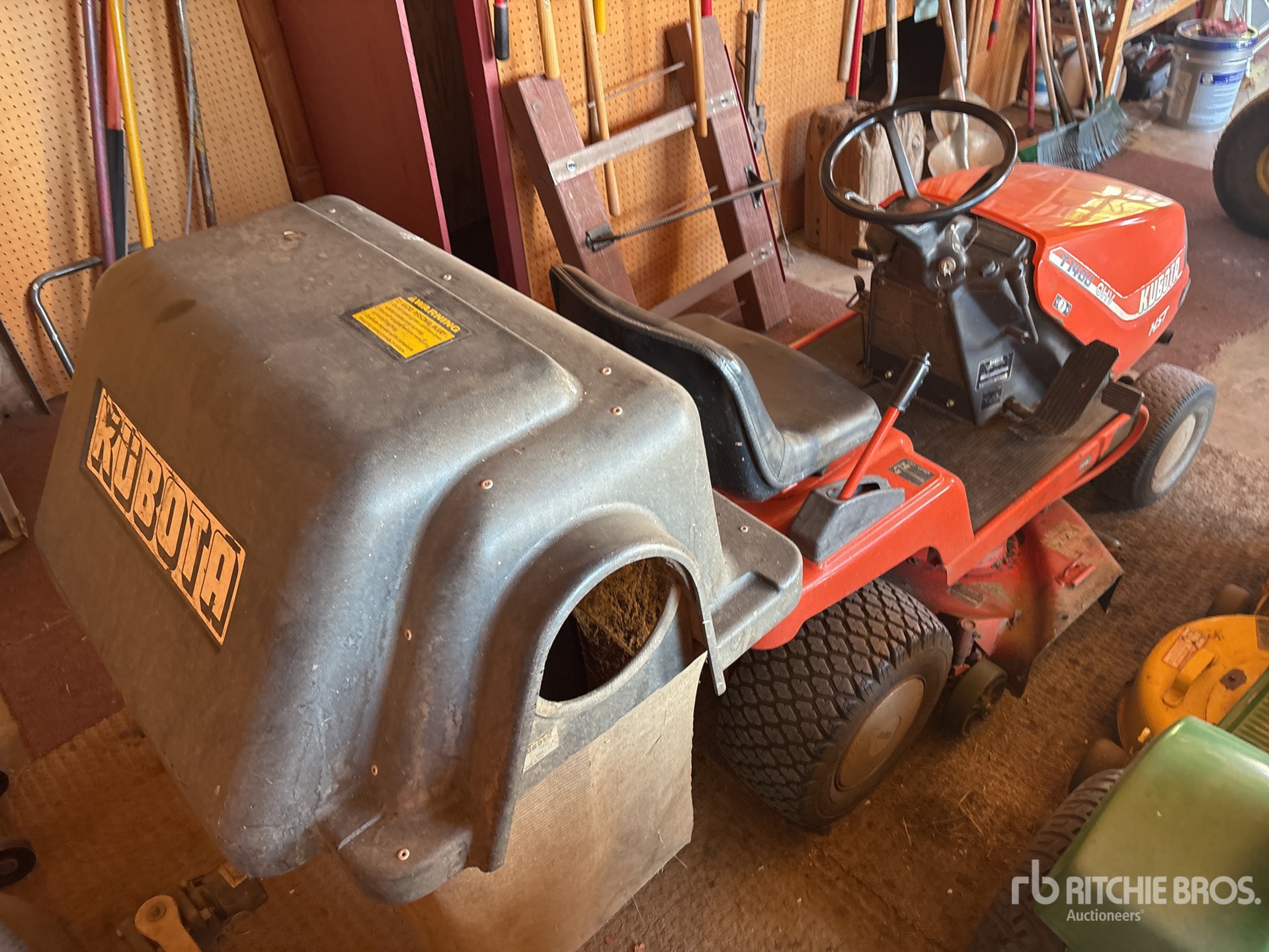 Kubota T1400H