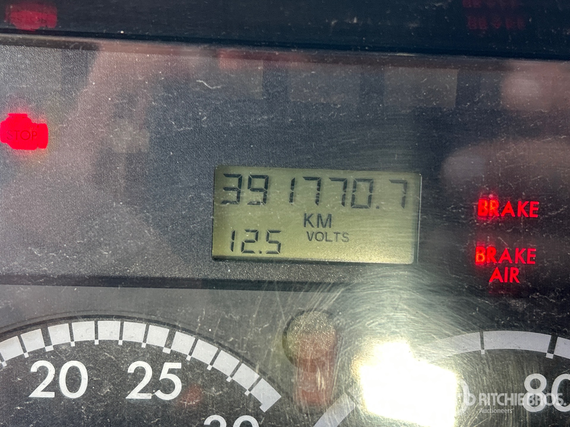 2013 Freightliner M2 106