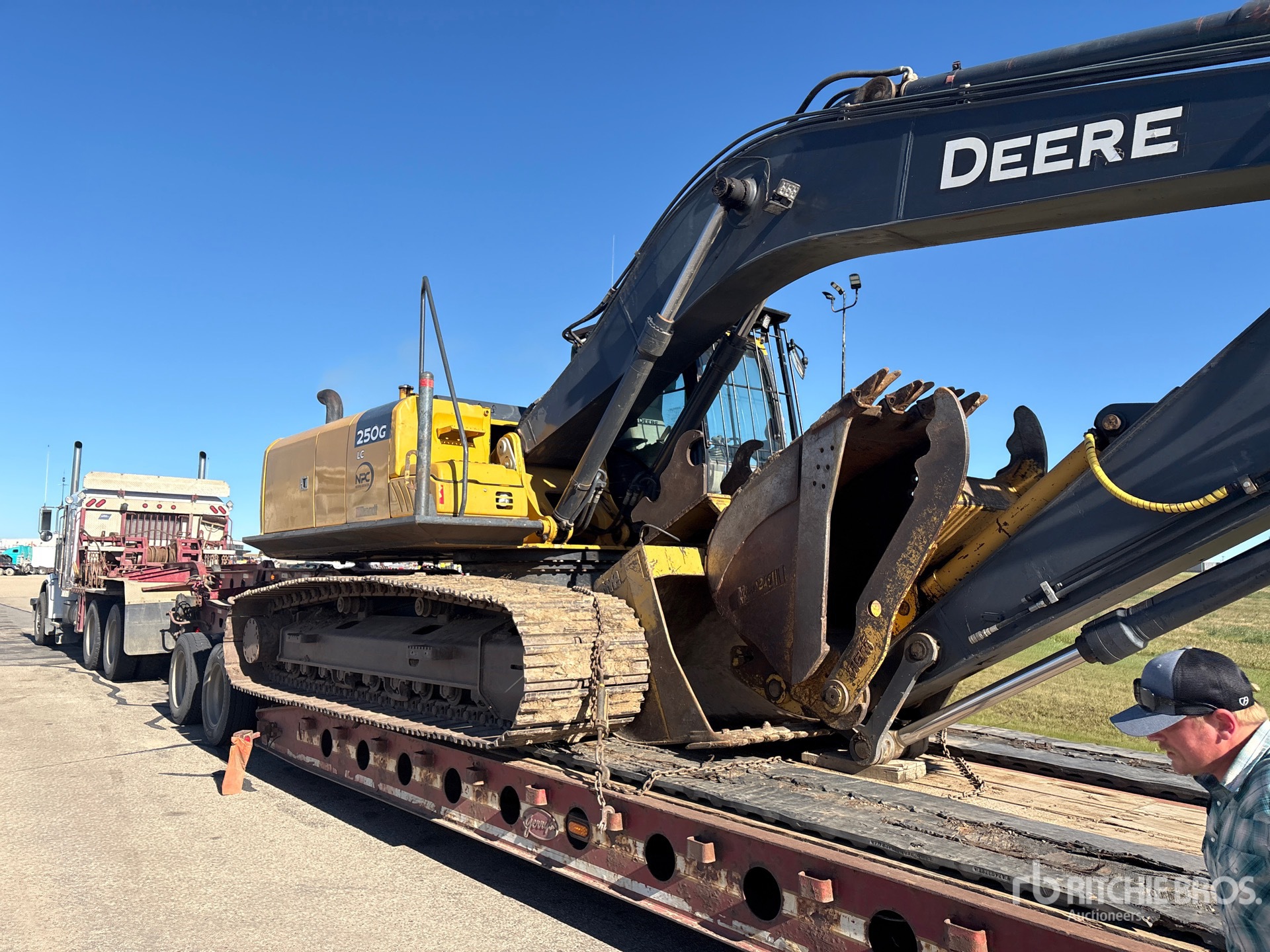 2013 John Deere 250G