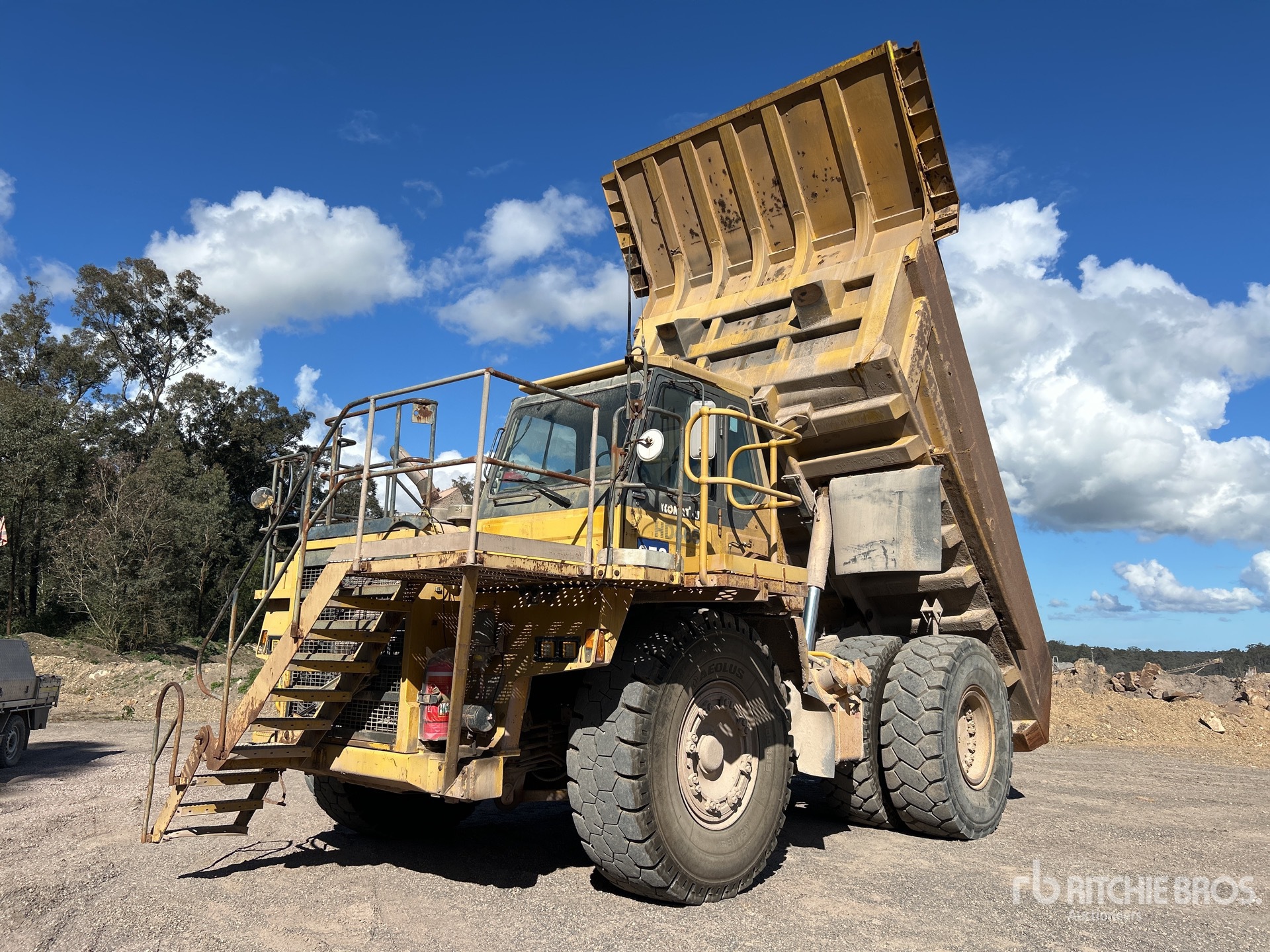 1999 Komatsu HD4655