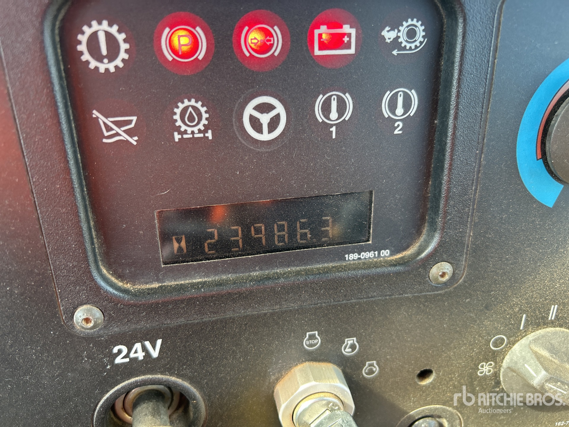 2003 Caterpillar 740