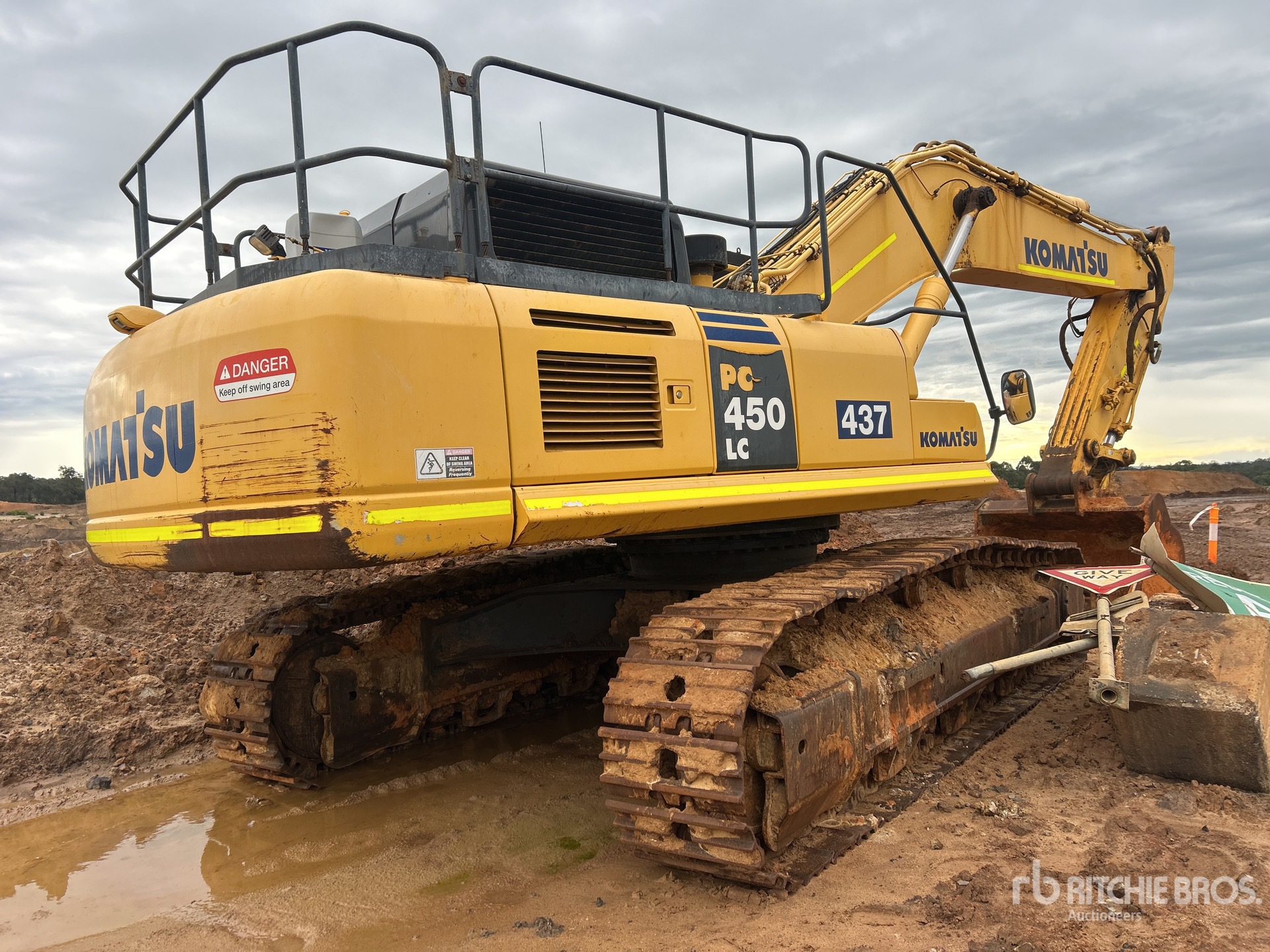 2008 Komatsu PC450LC-8