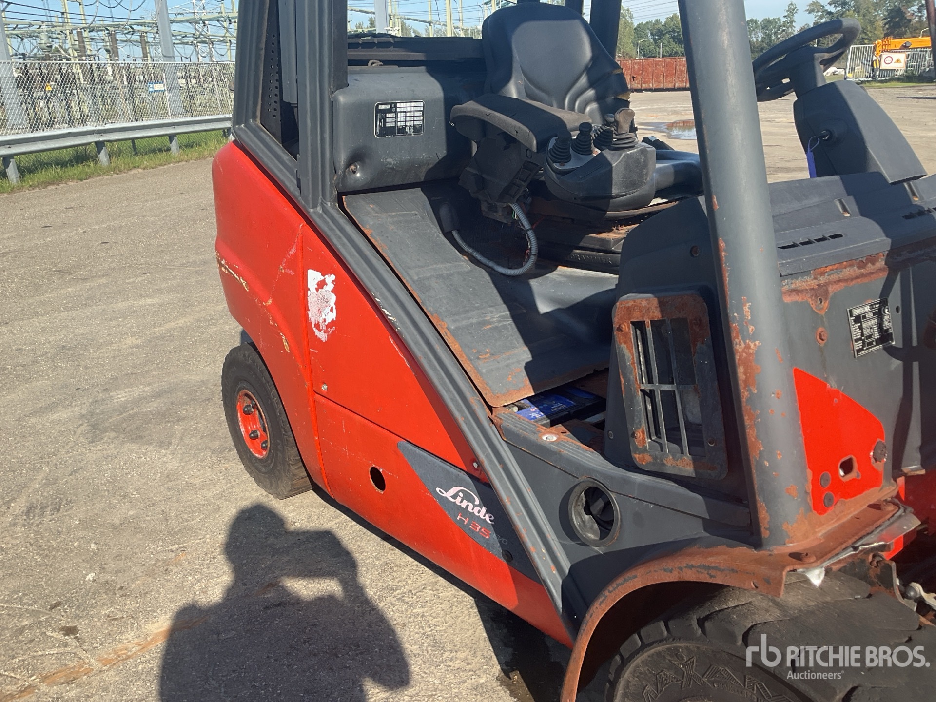 2004 Fenwick-Linde H35D