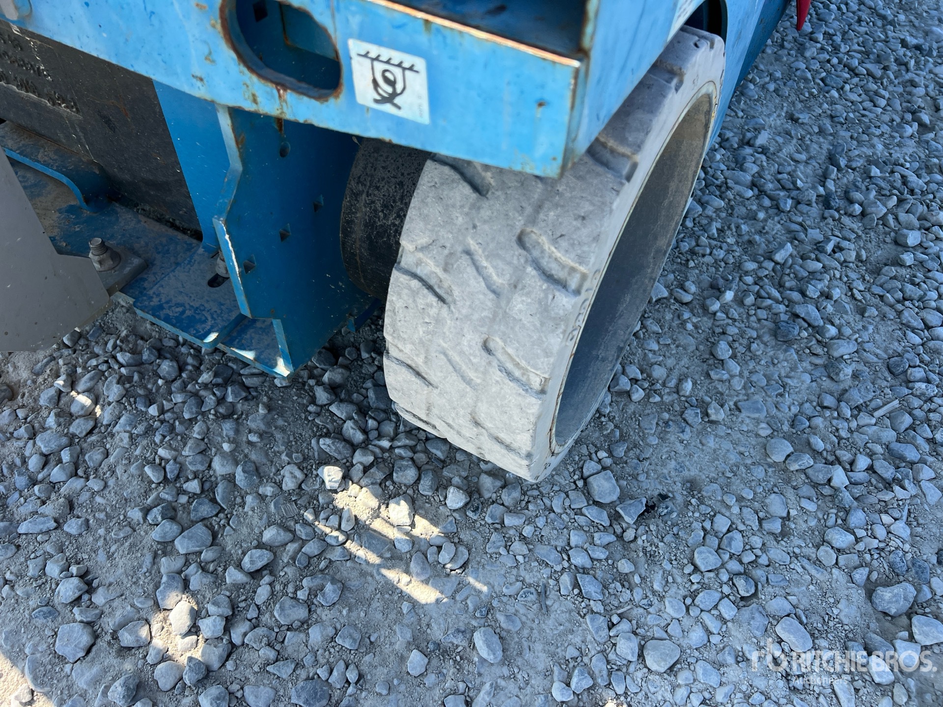 2019 Genie GS-4047