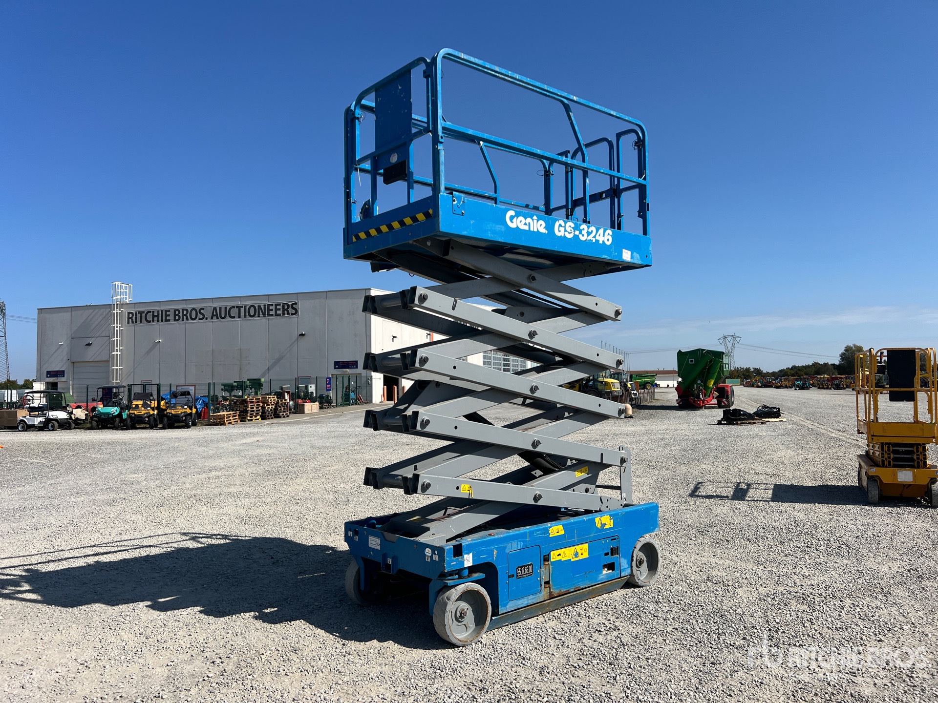 2019 Genie GS-3246