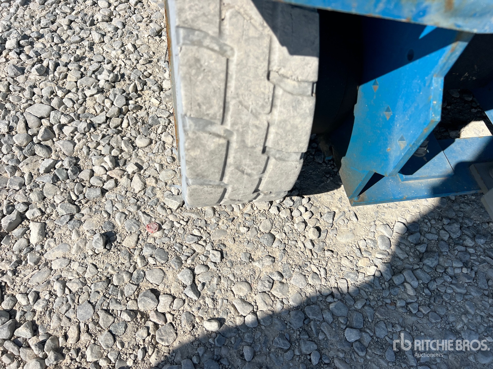 2019 Genie GS-3246