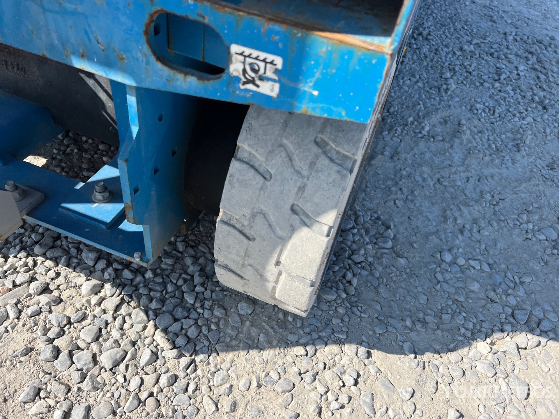 2019 Genie GS-3246