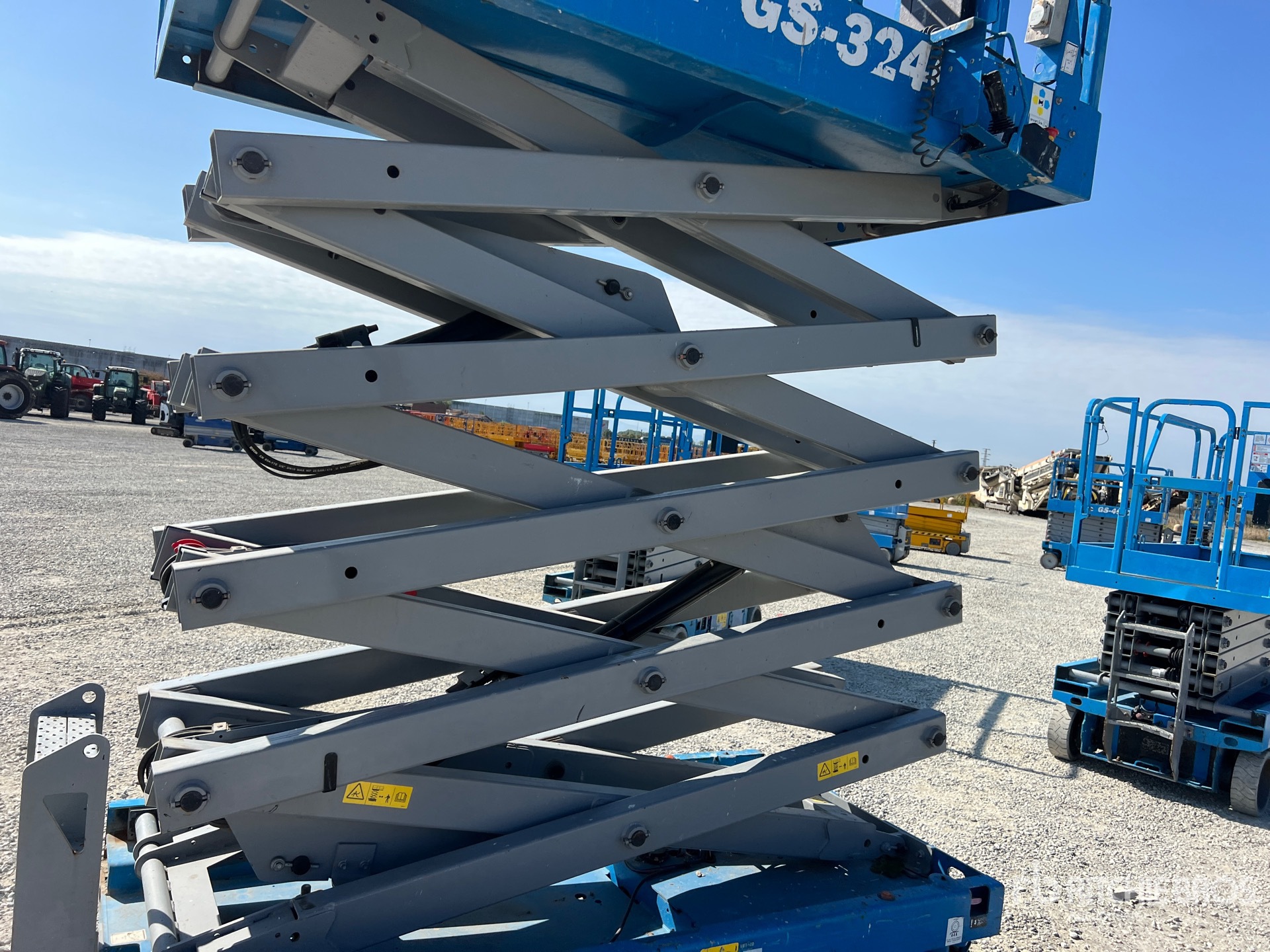 2019 Genie GS-3246