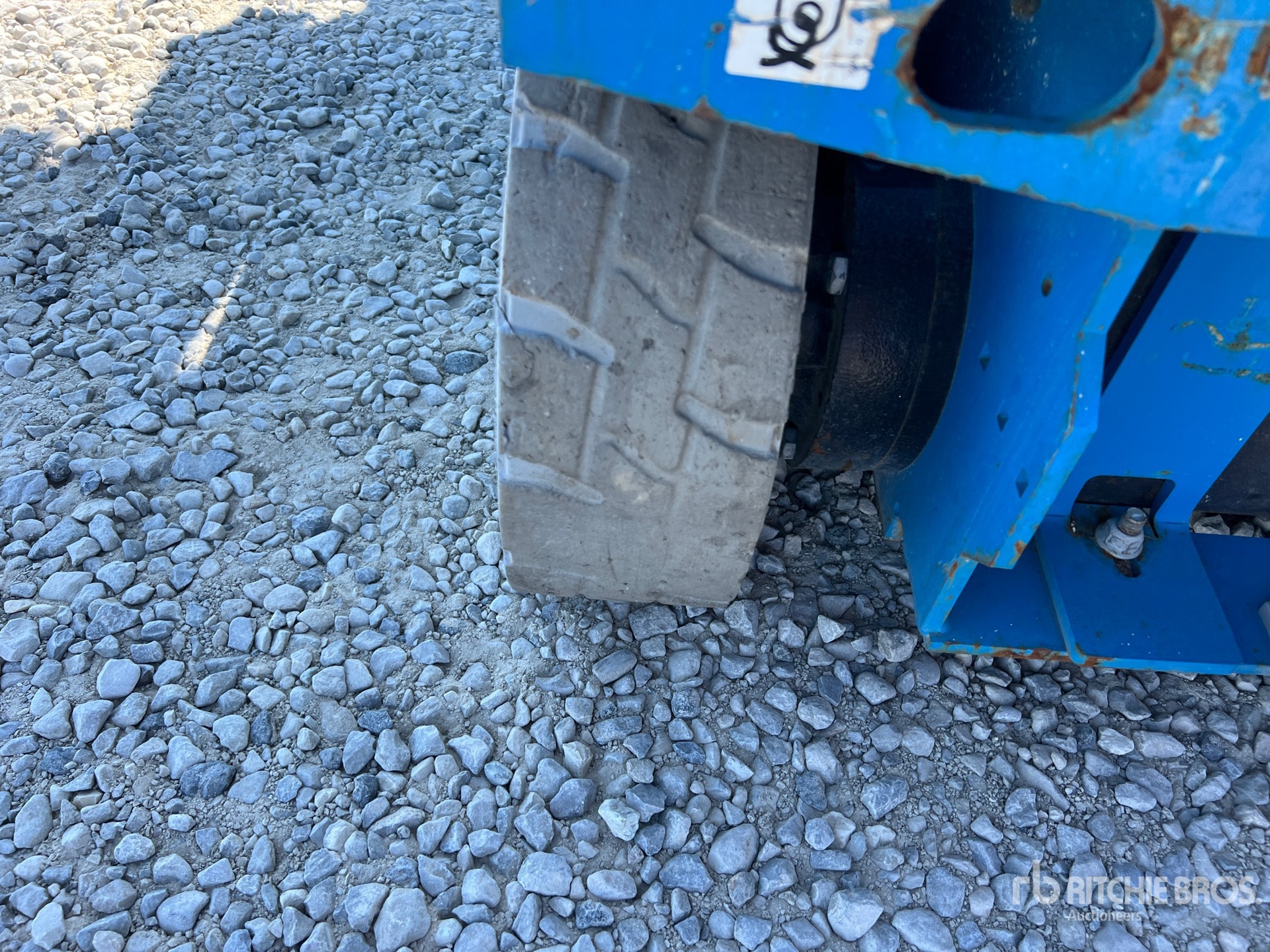 2019 Genie GS-4047