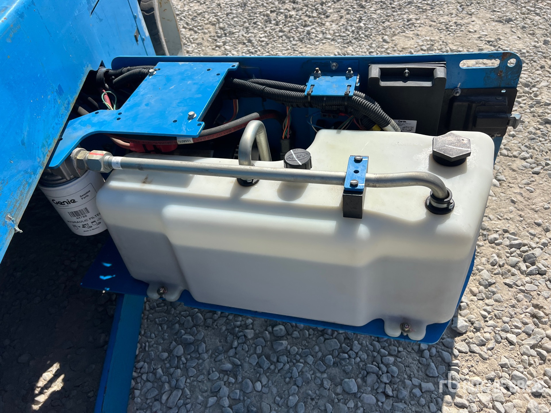 2019 Genie GS-4047