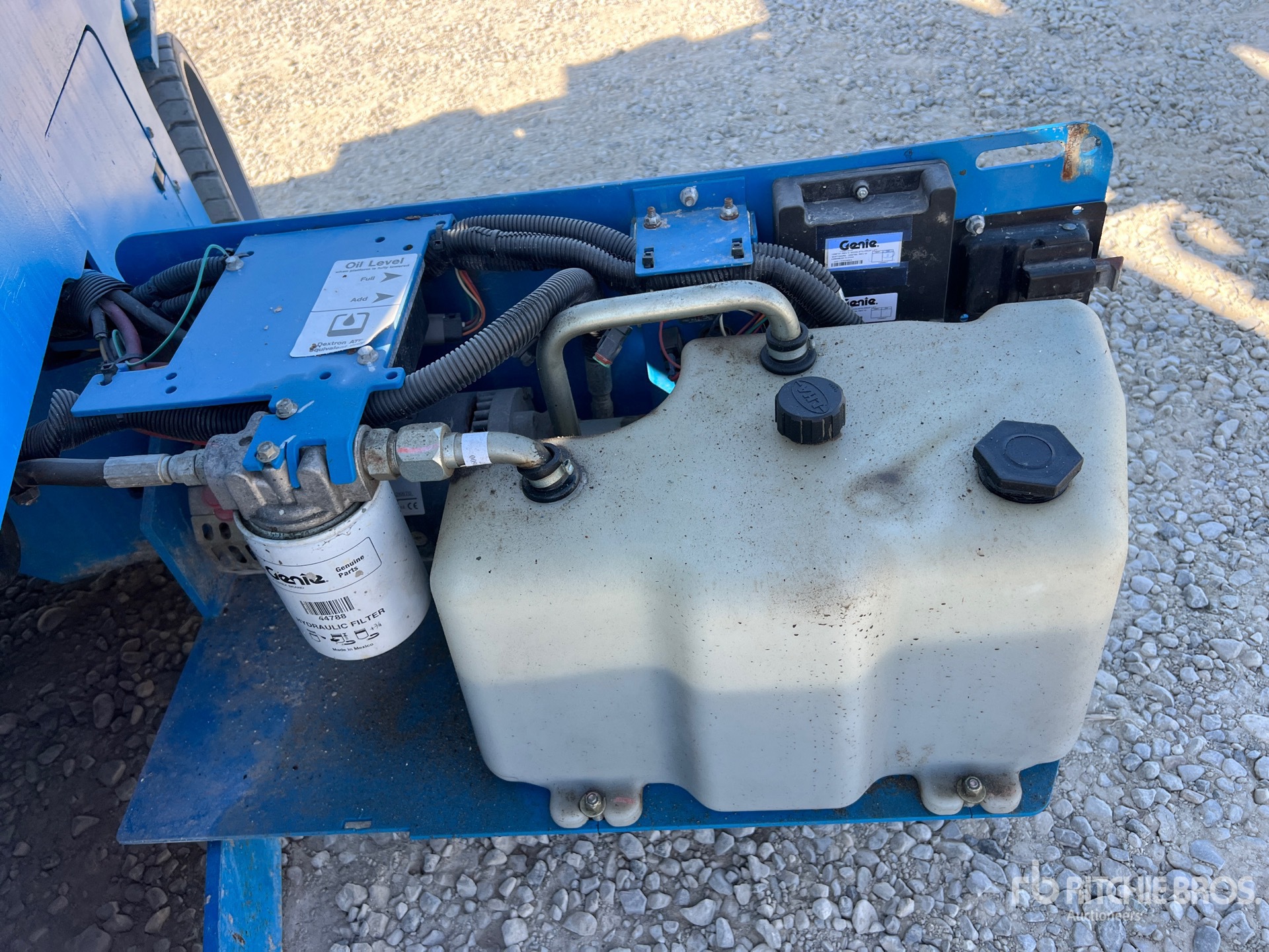 2019 Genie GS-3246