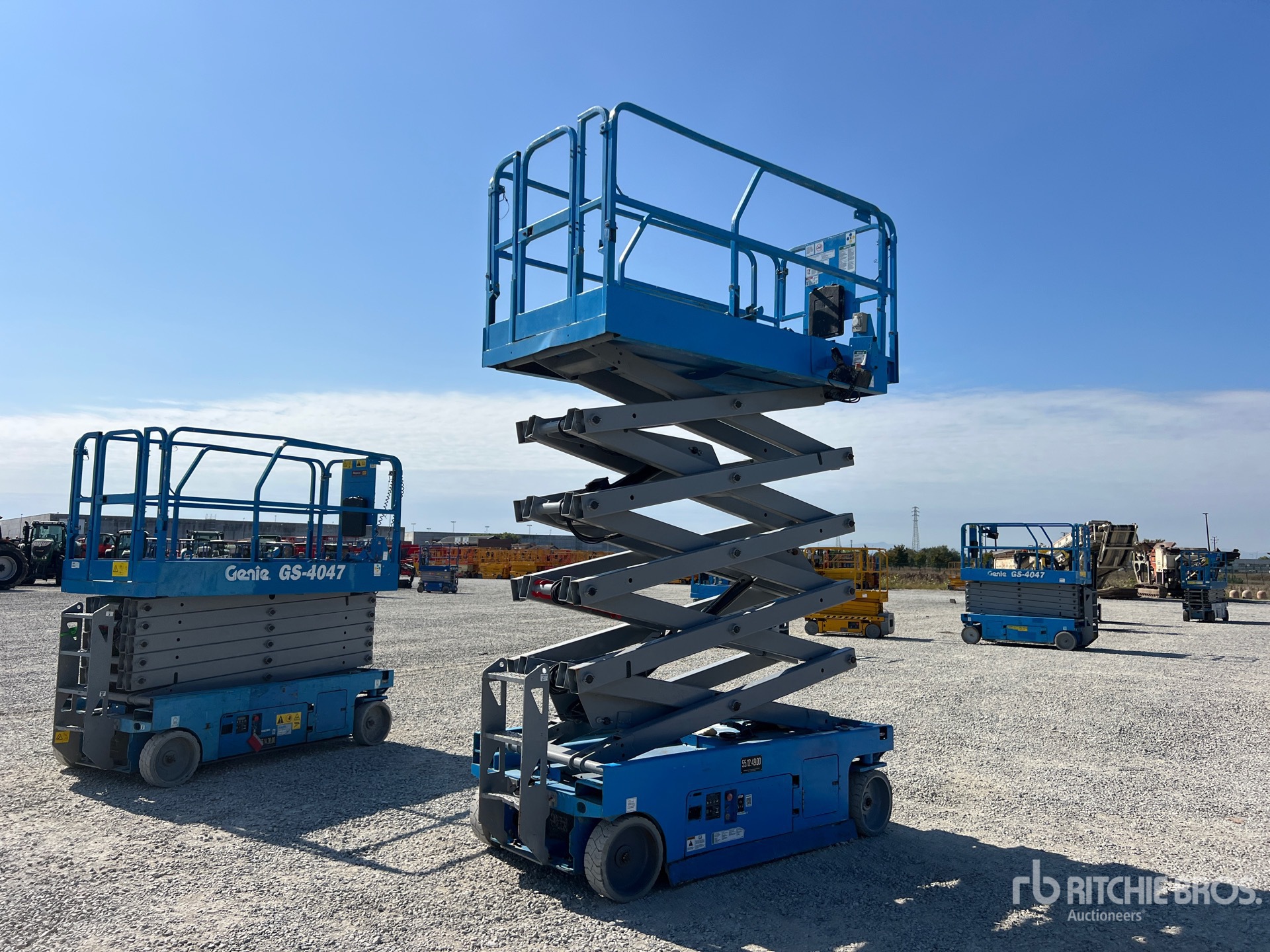 2019 Genie GS-3246
