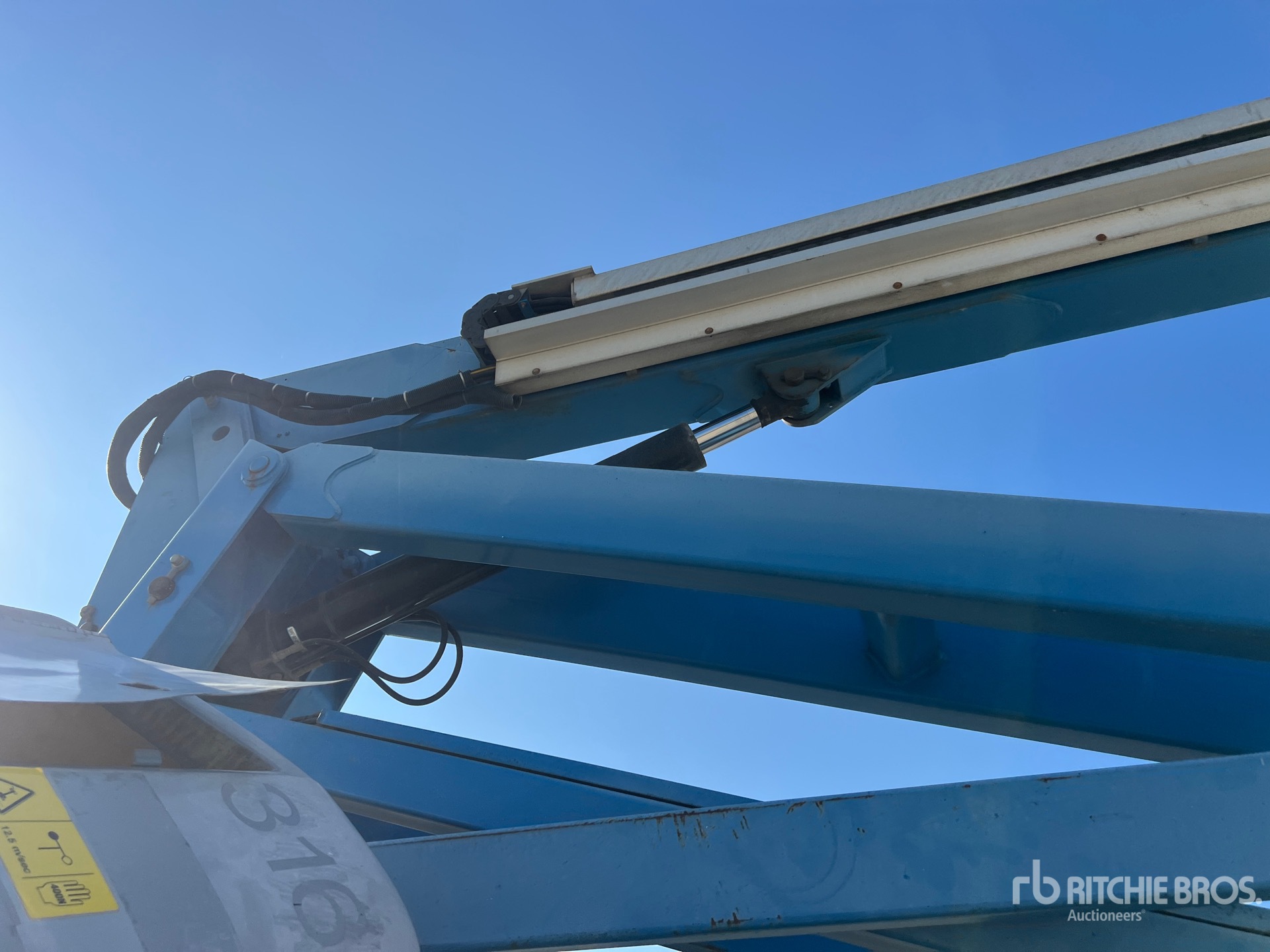2007 Genie Z-60/34