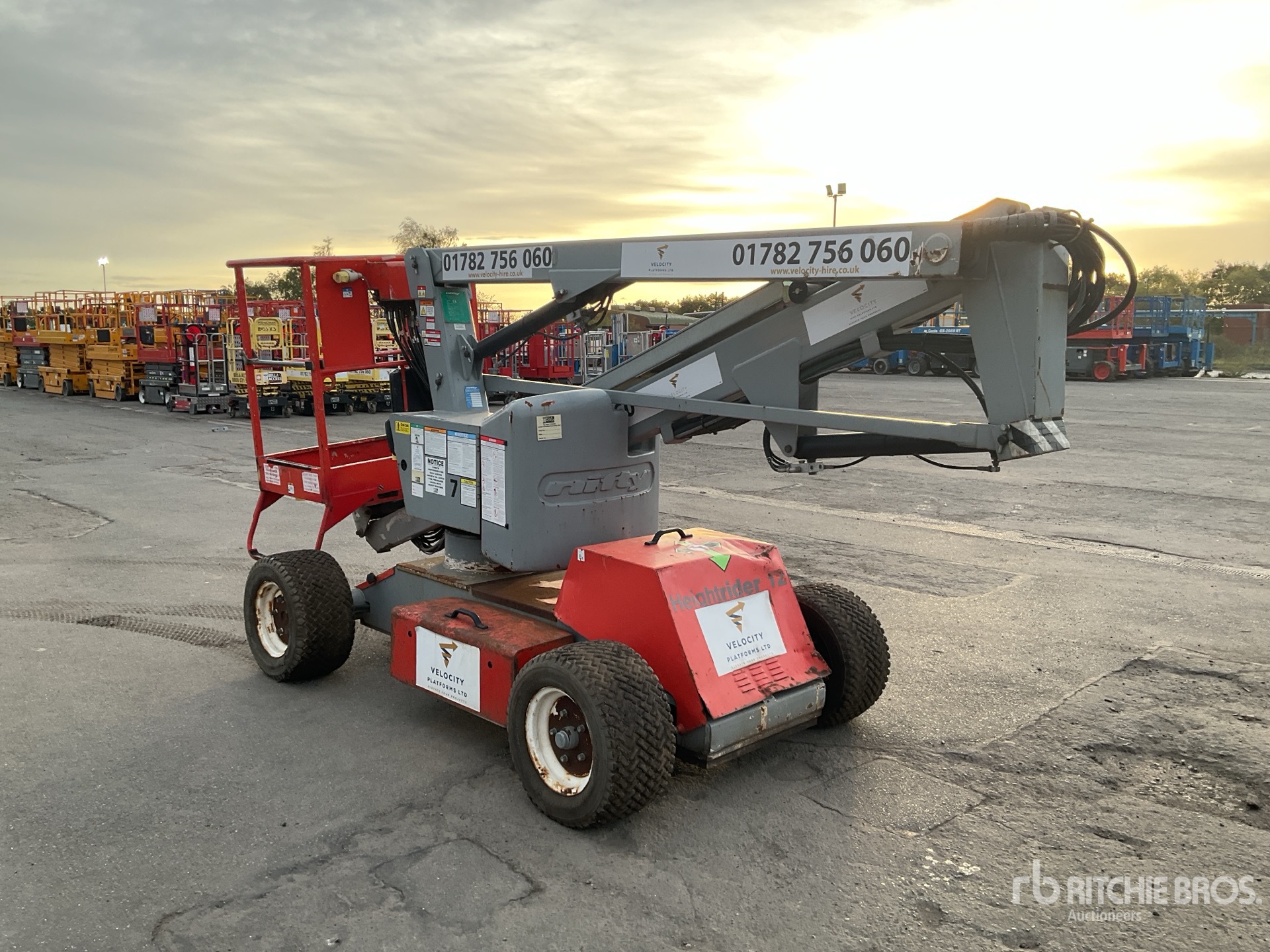 2014 Niftylift HR12NDE