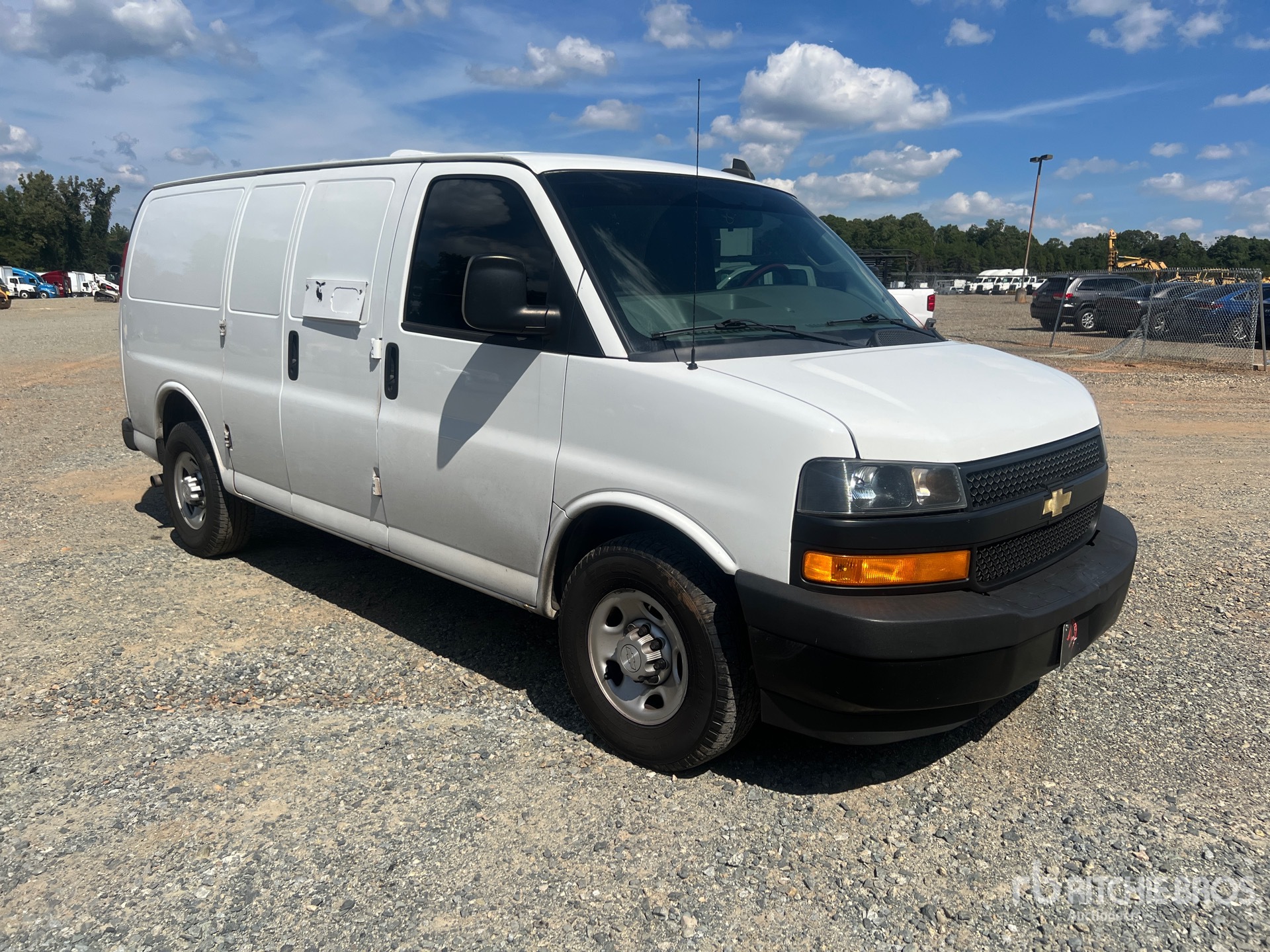 2020 Chevrolet EXPRESS 2500