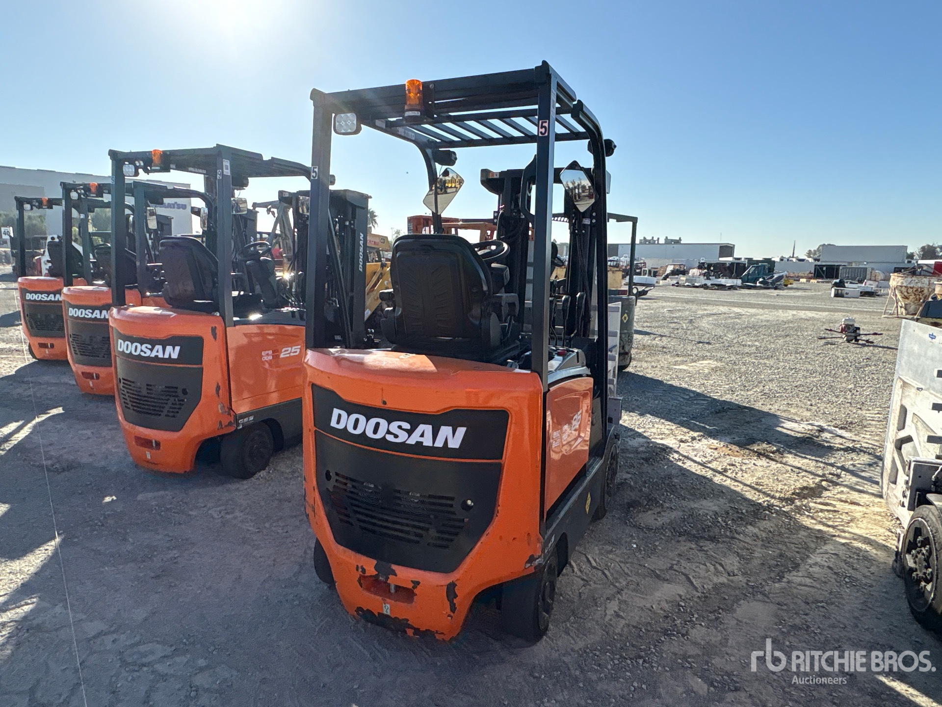2022 Doosan BC25S-7