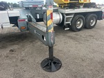 Hydraulics - Crane Carrier/Chassis with Stabilizer Cylinders