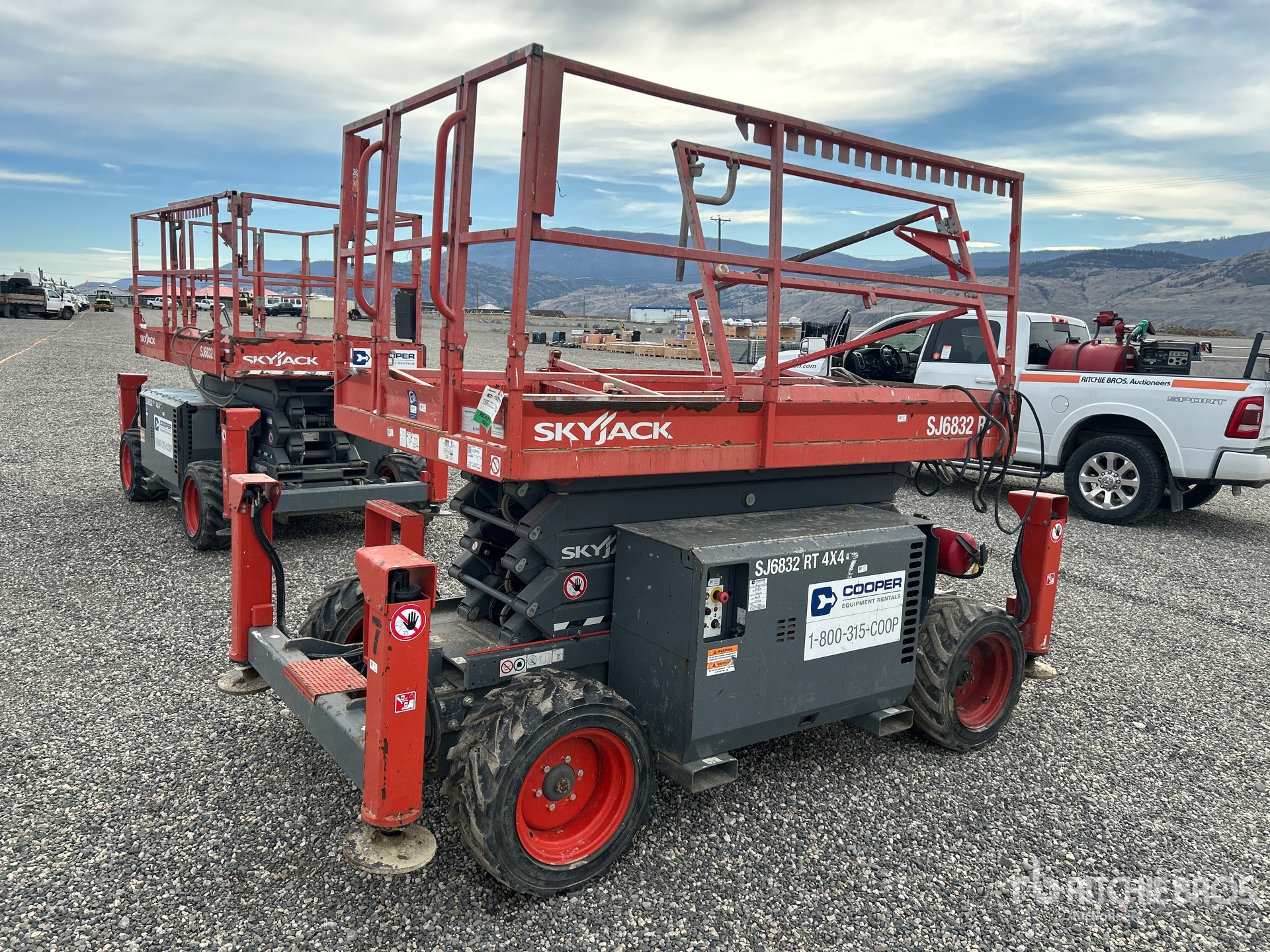 Photo of 2022 Skyjack SJ6832 RT
