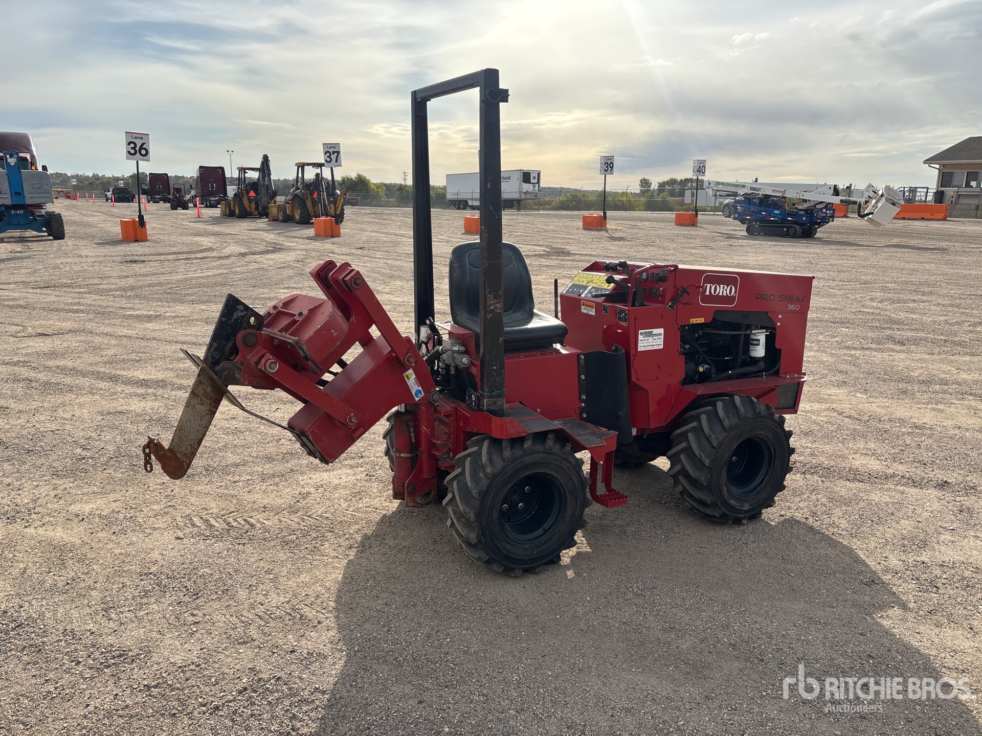 2013 Toro SNEAK PEAK 360