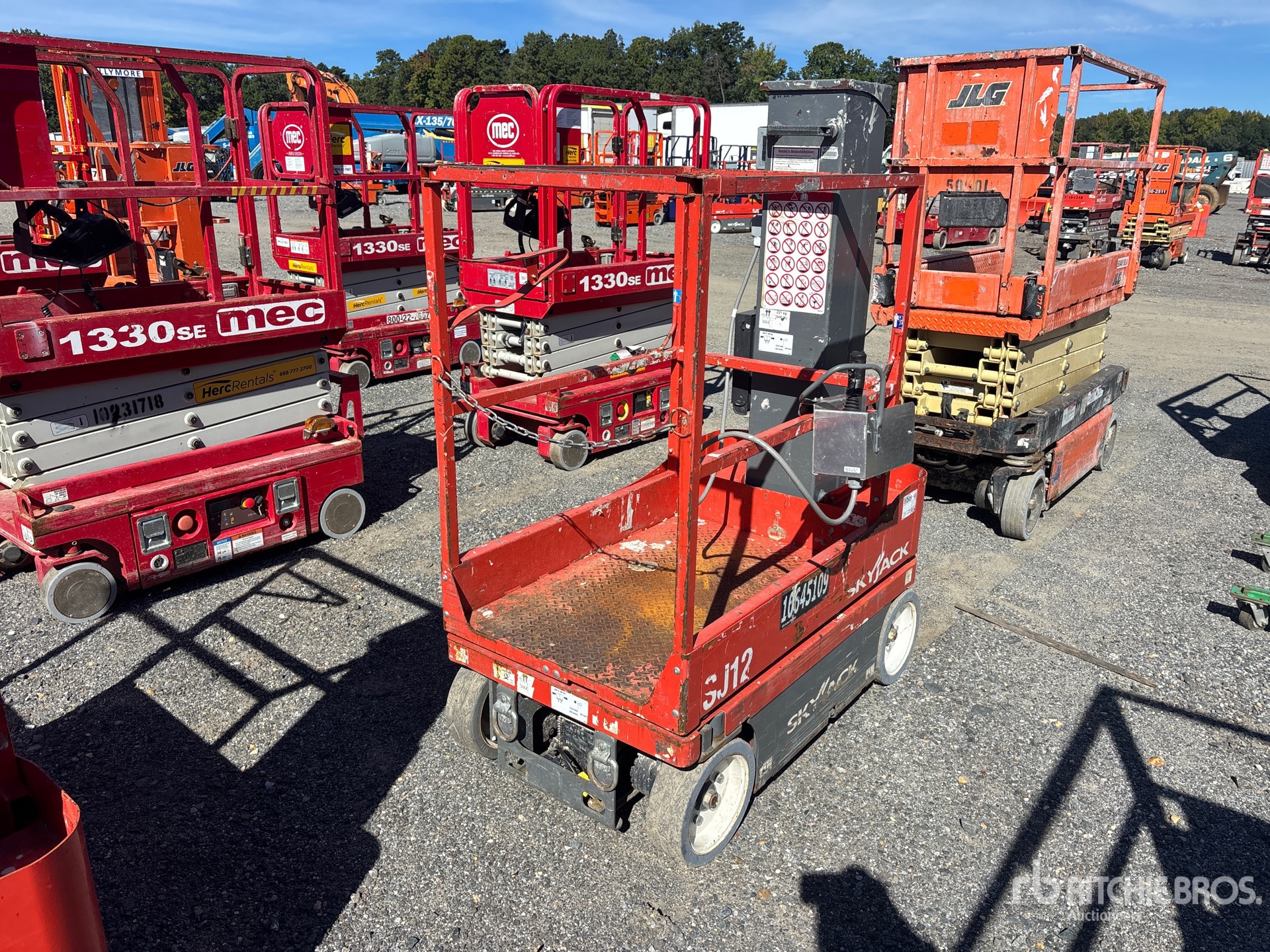Photo of 2017 Skyjack SJ12