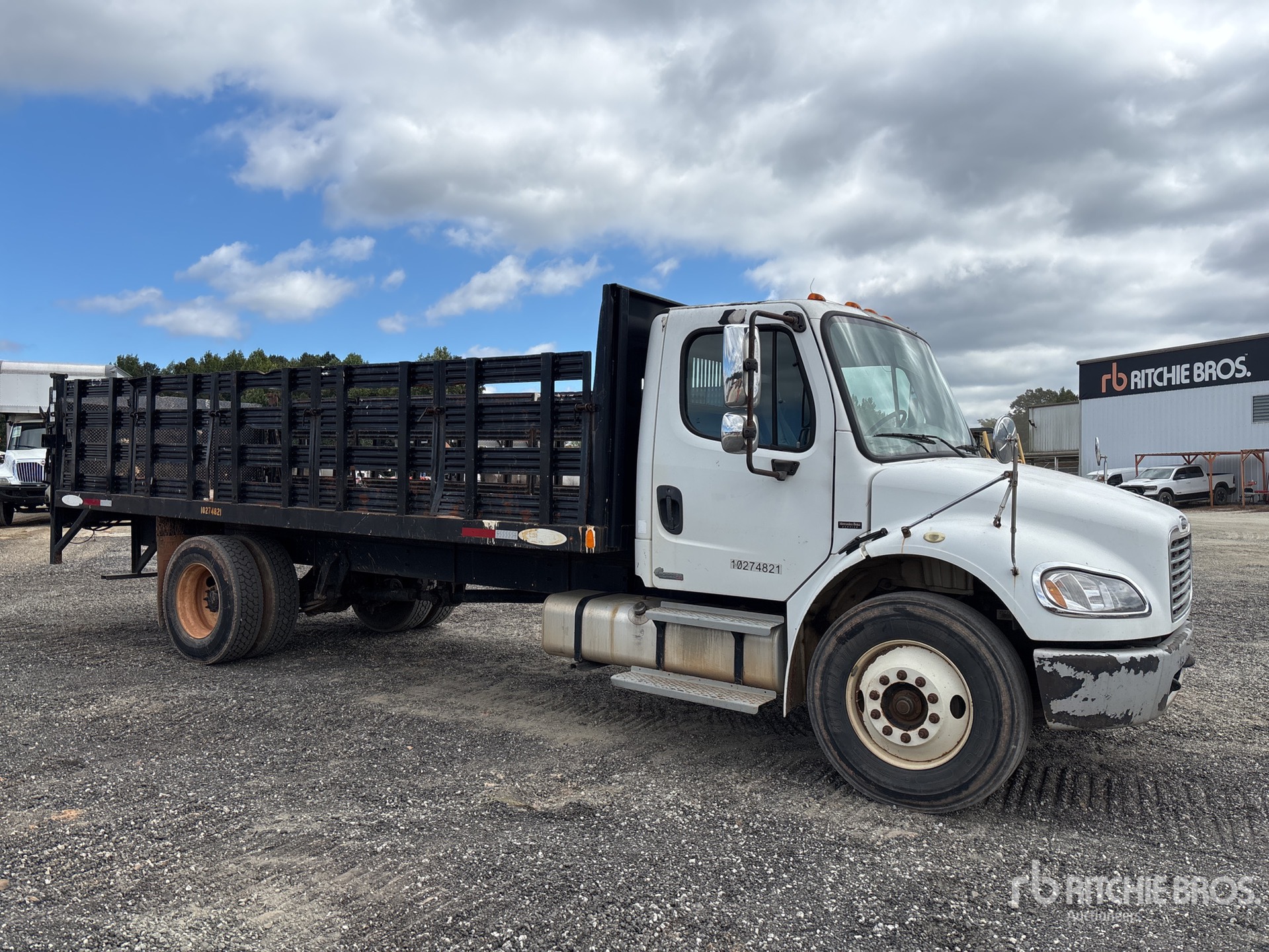 2008 Freightliner M2 106