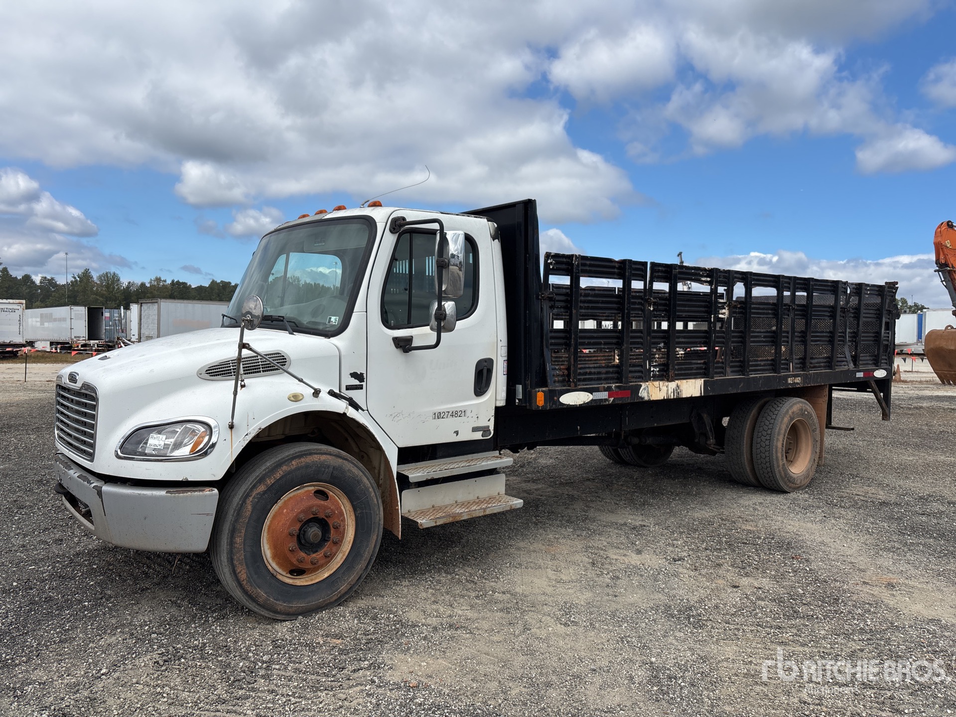 2008 Freightliner M2 106