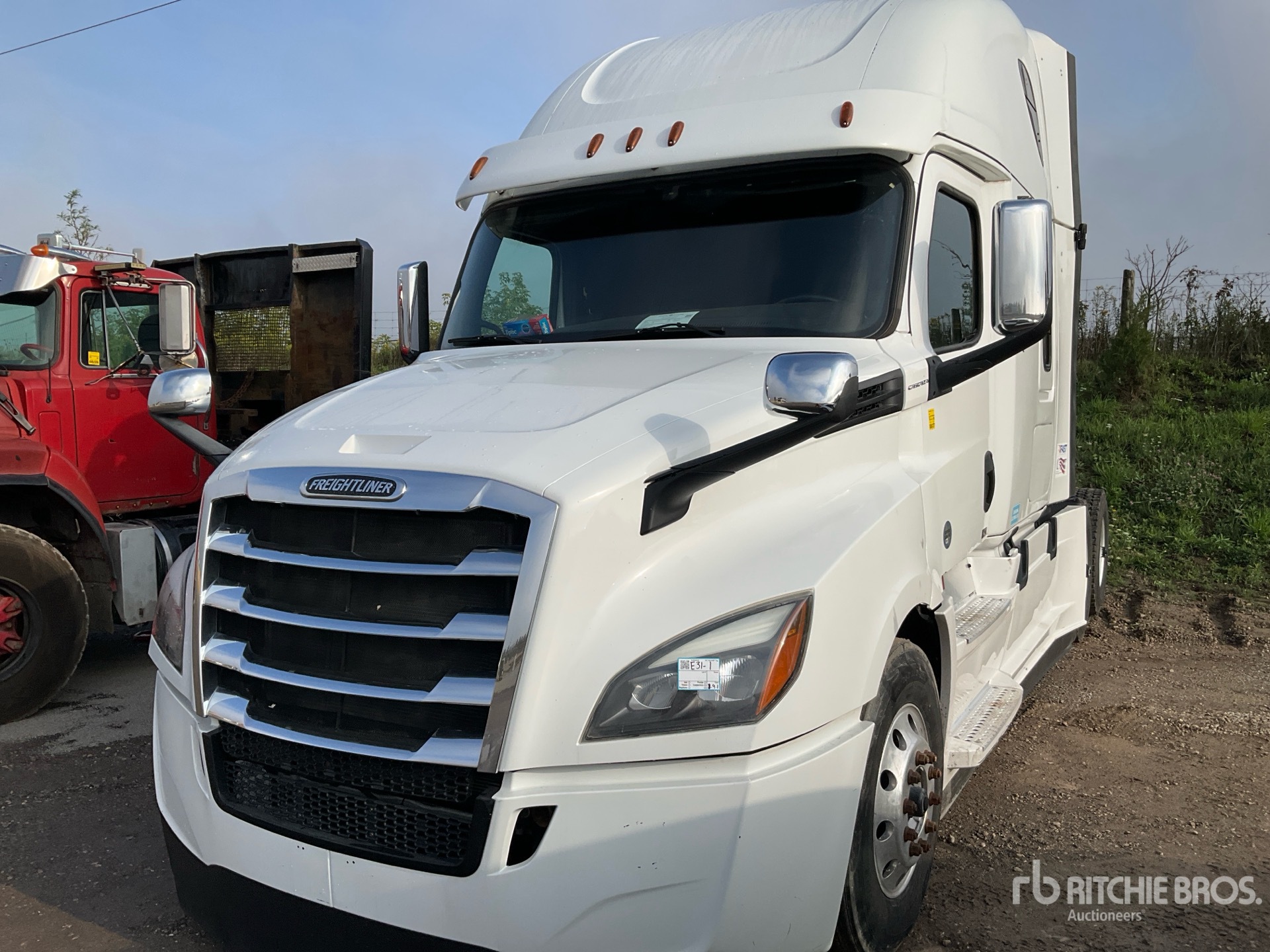 2021 Freightliner CASCADIA 126