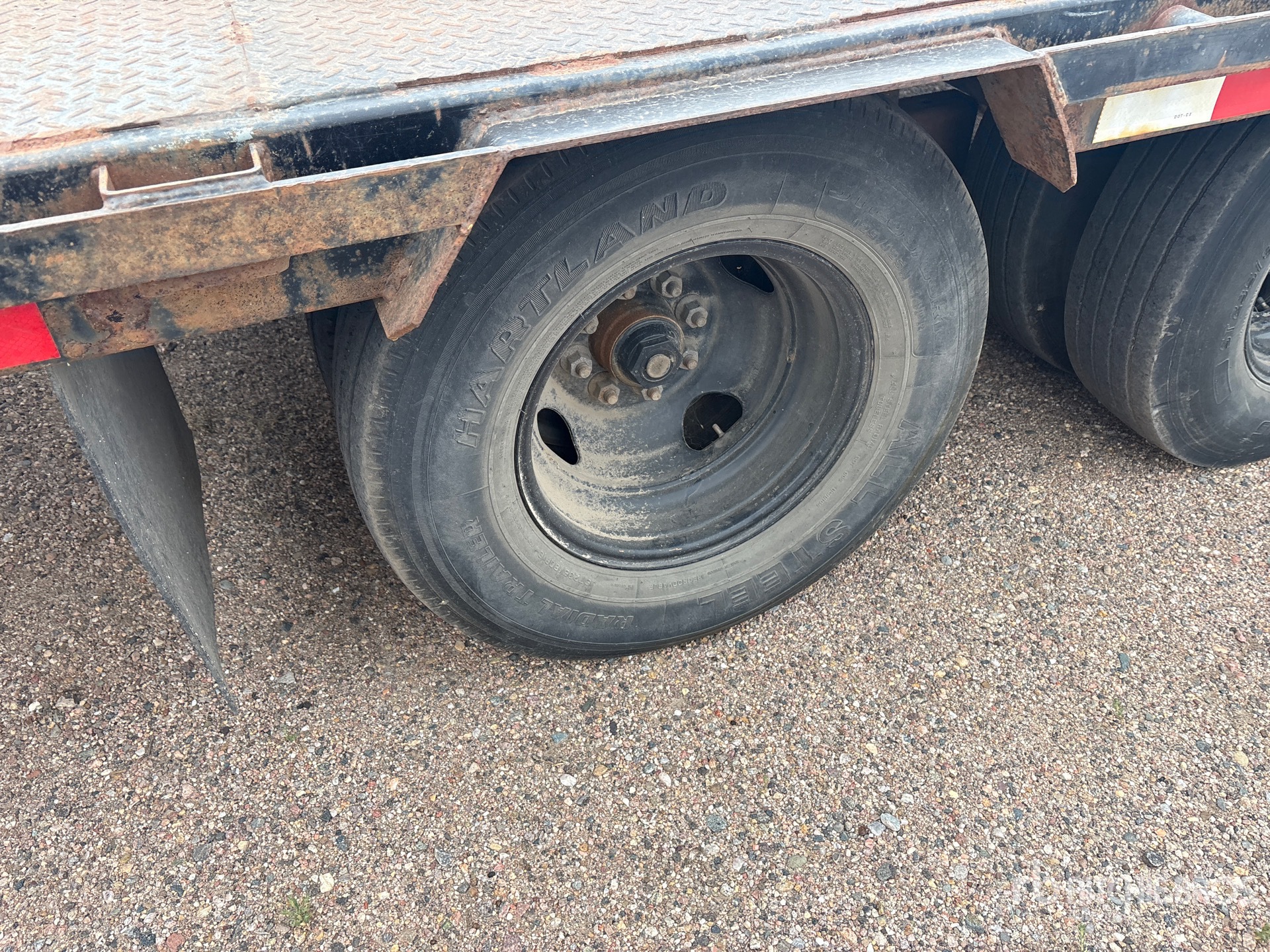 2022 Pj Trailers 28 ft