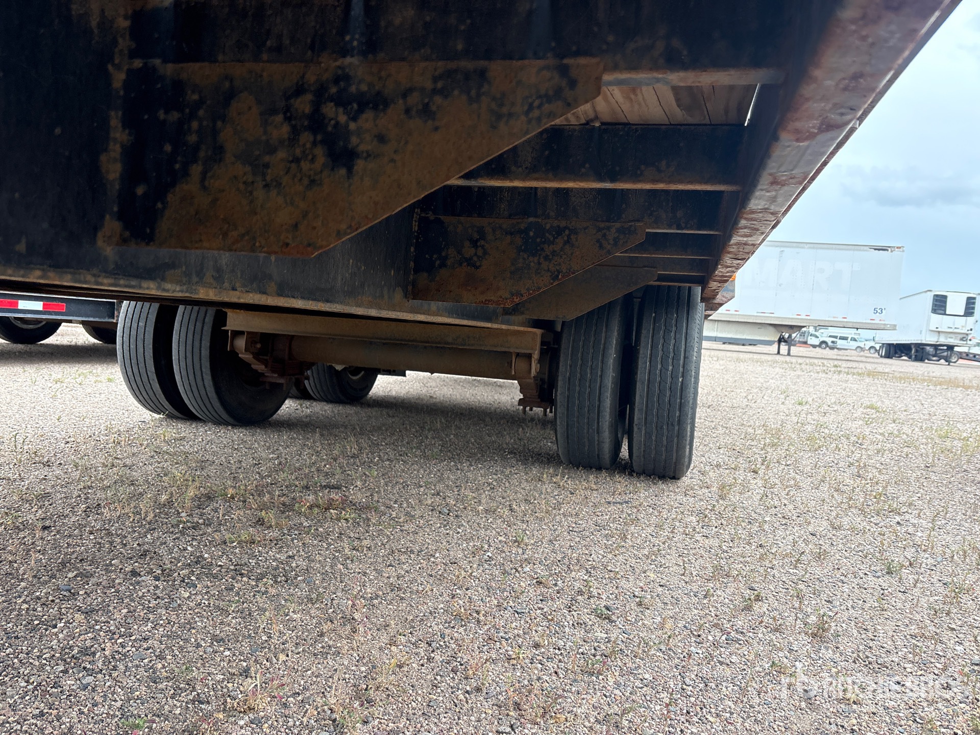 2022 Pj Trailers 28 ft