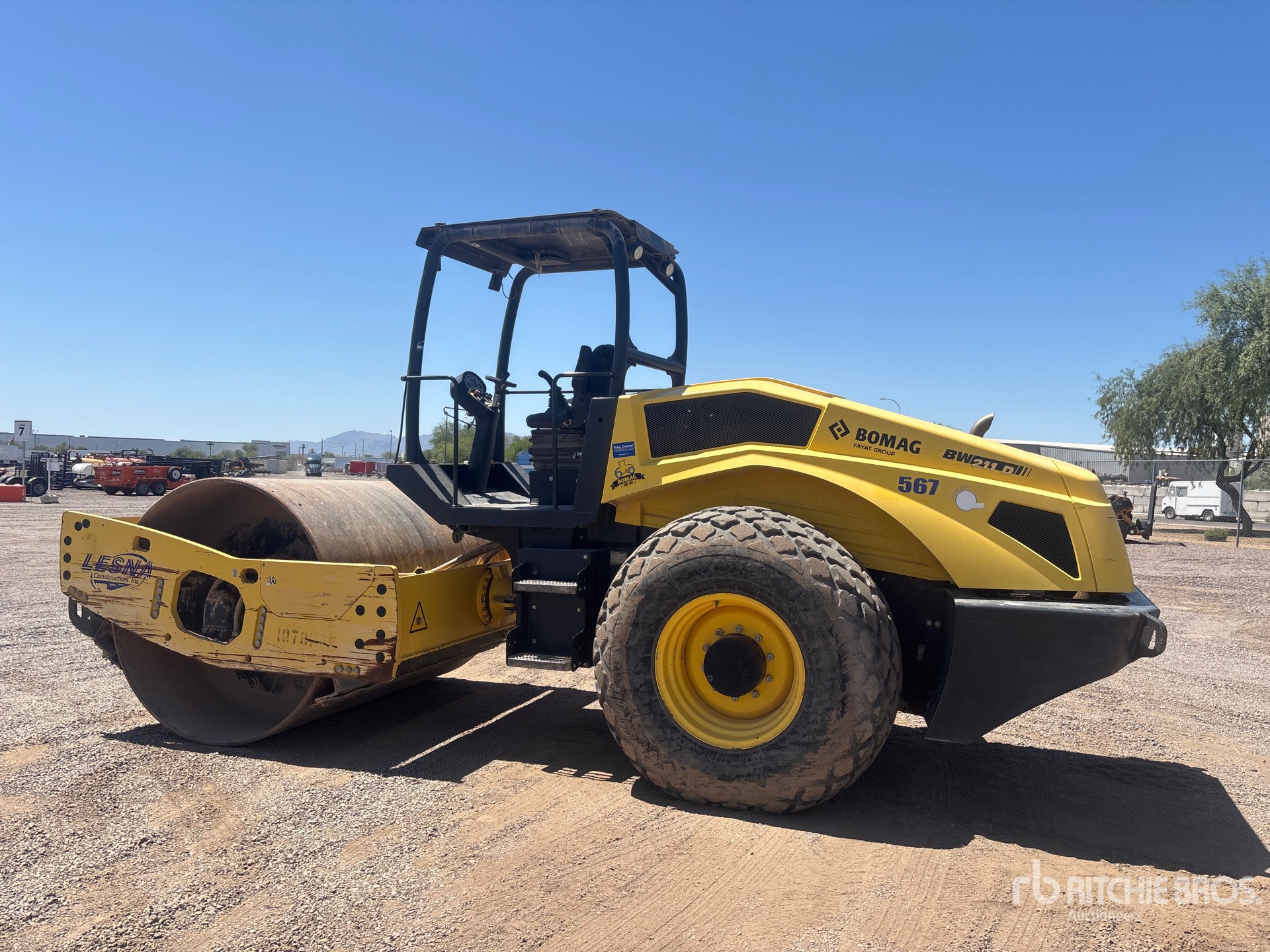 2017 Bomag BW211D-5