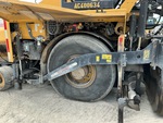 Chassis with Screed Lift Arms