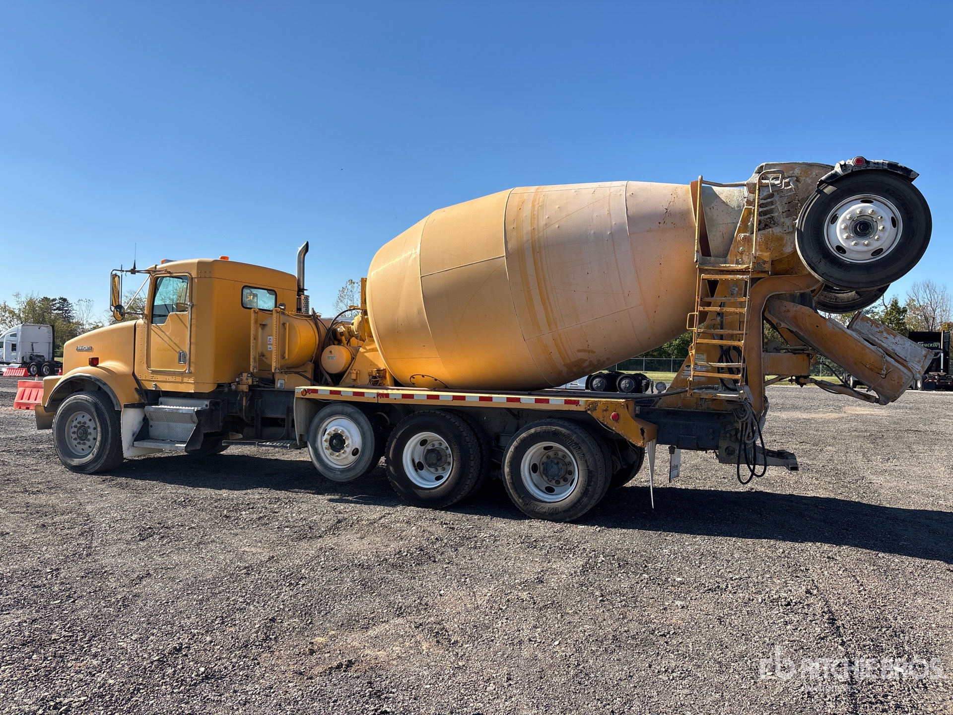 2002 Kenworth T800