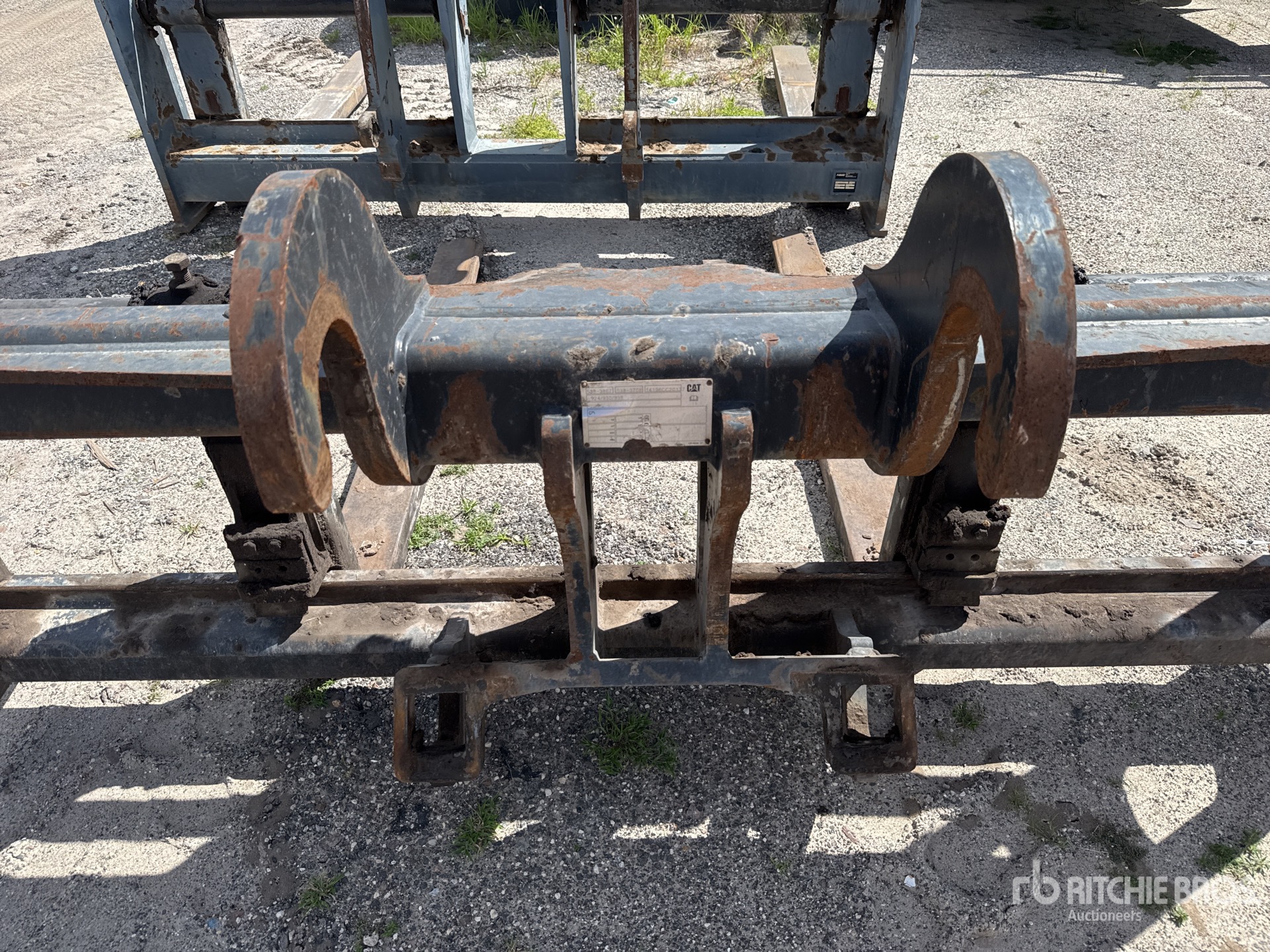 Caterpillar 72 in Q/C - Fits 938M