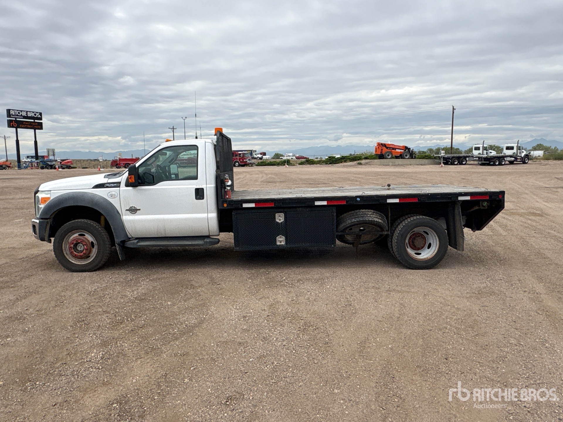 2011 Ford F-550