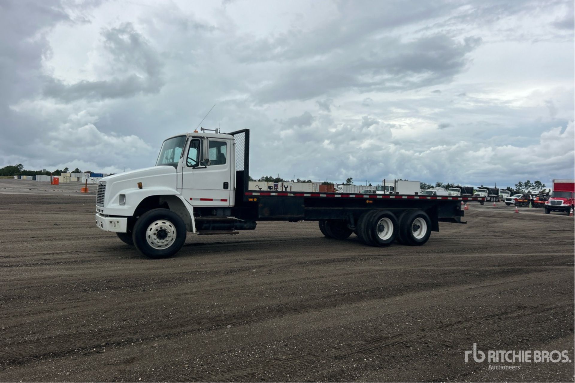 2004 Freightliner FL80